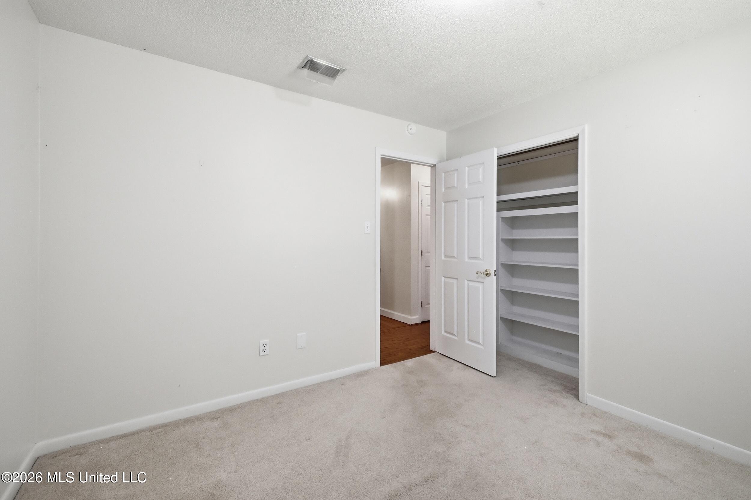 4000 Hillandale Drive Property Photo 29