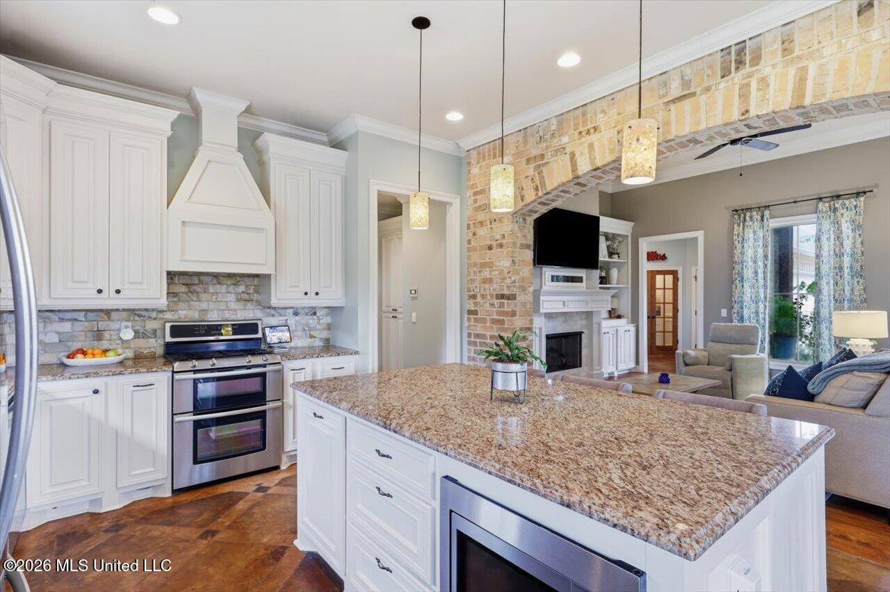 218 Emerald Circle Property Photo 11
