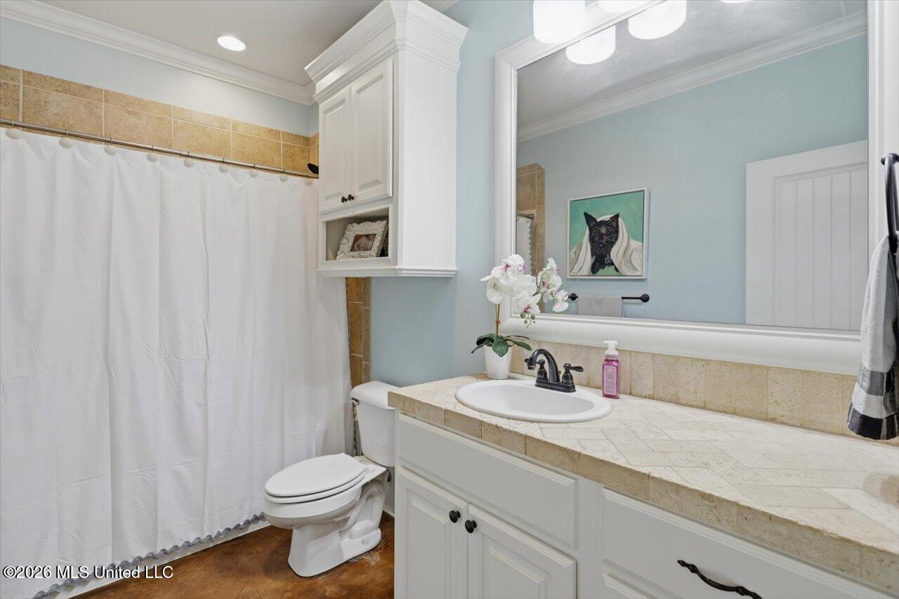 218 Emerald Circle Property Photo 25