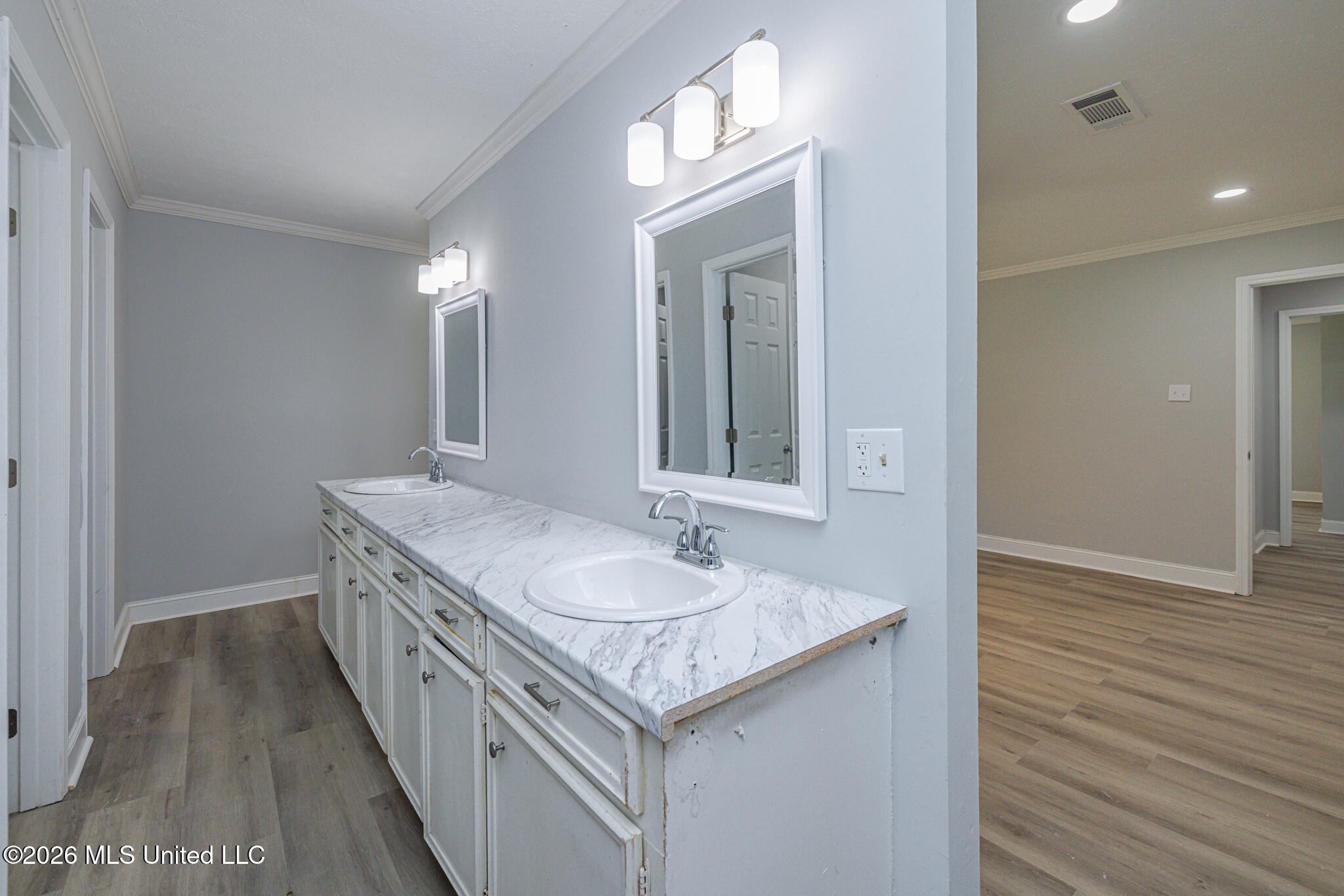 303 Kiowa Drive Property Photo 35