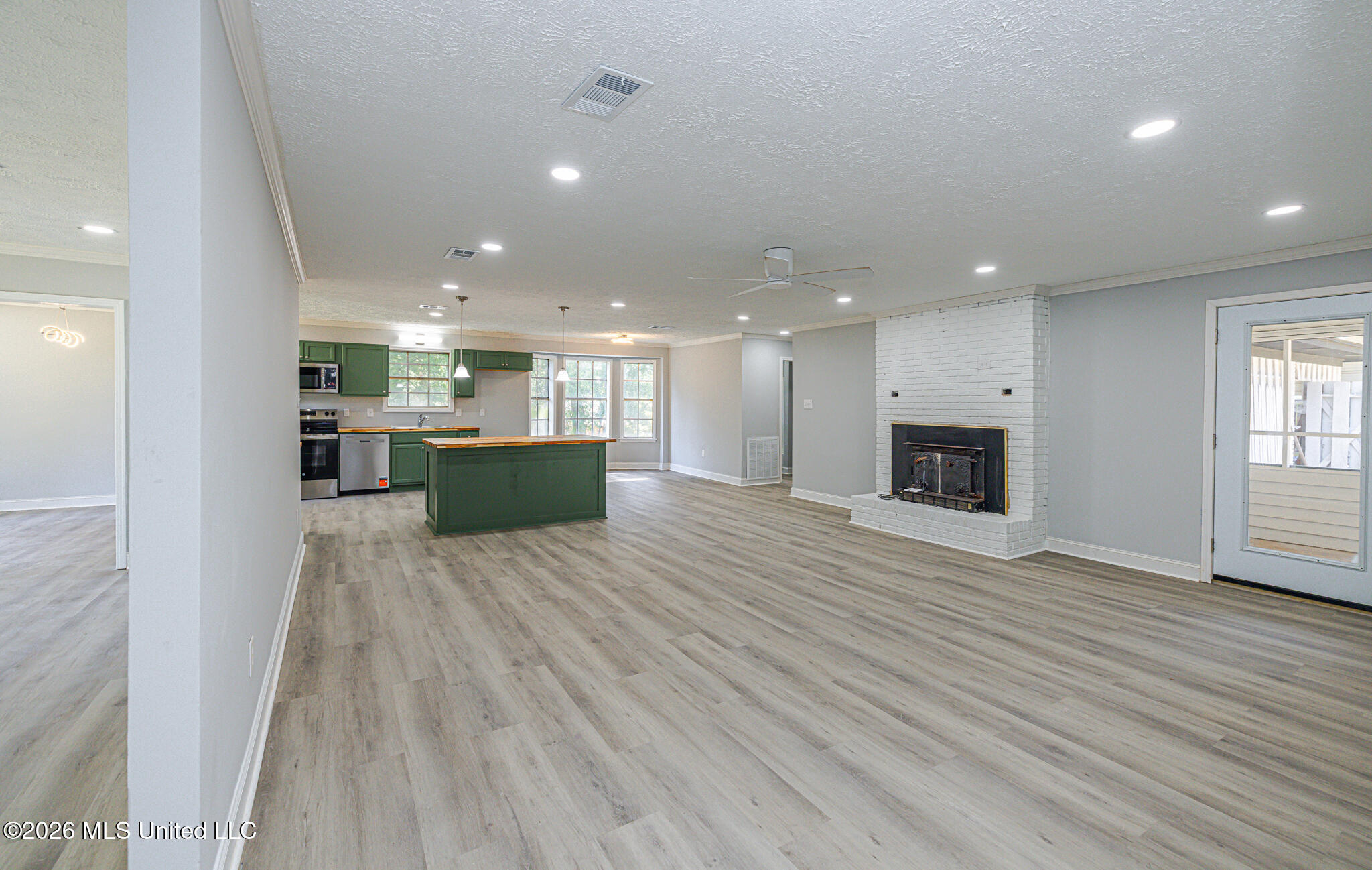 303 Kiowa Drive Property Photo 40