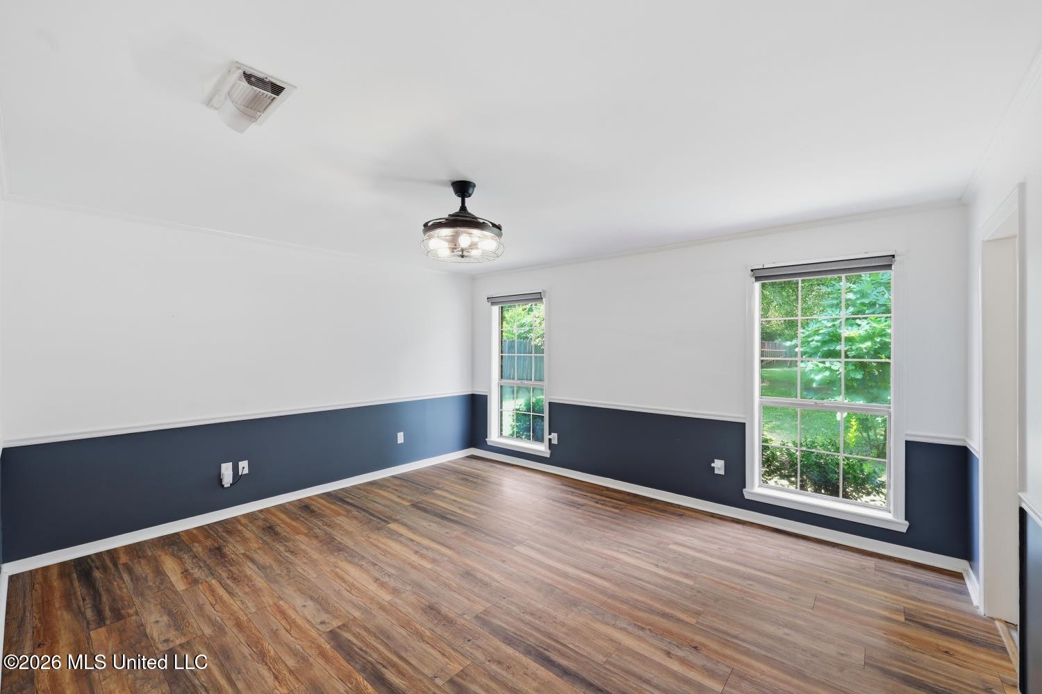 612 Trailwood Drive Property Photo 24