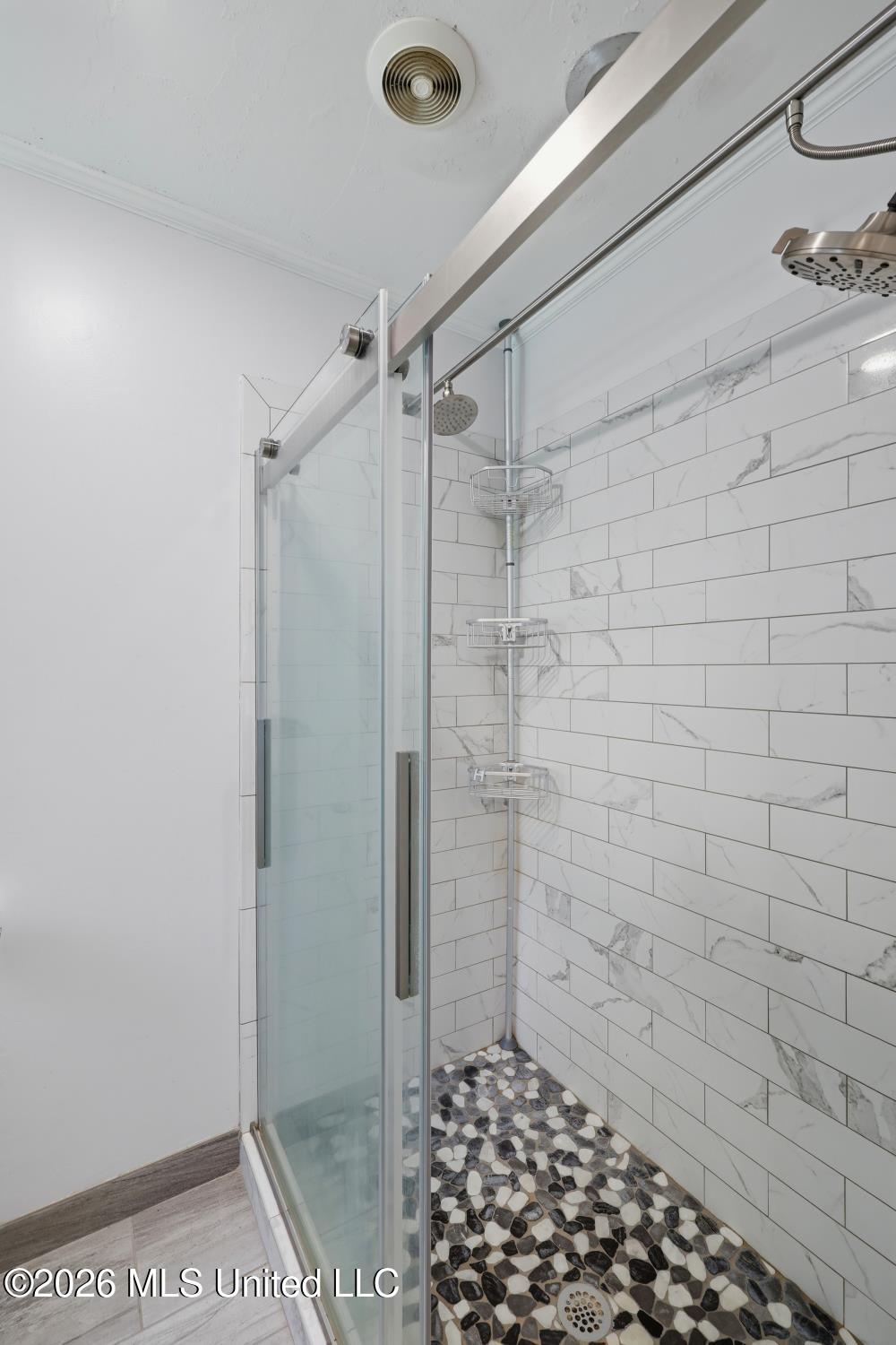 612 Trailwood Drive Property Photo 27
