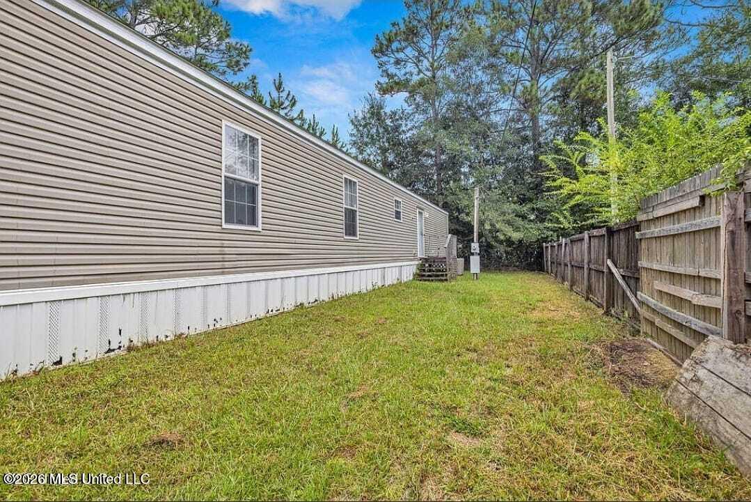 7716 Dahlia Drive Property Photo 6