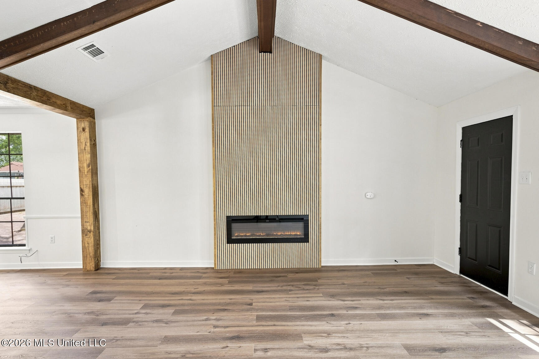 101 S Boxwood Place Property Photo 3