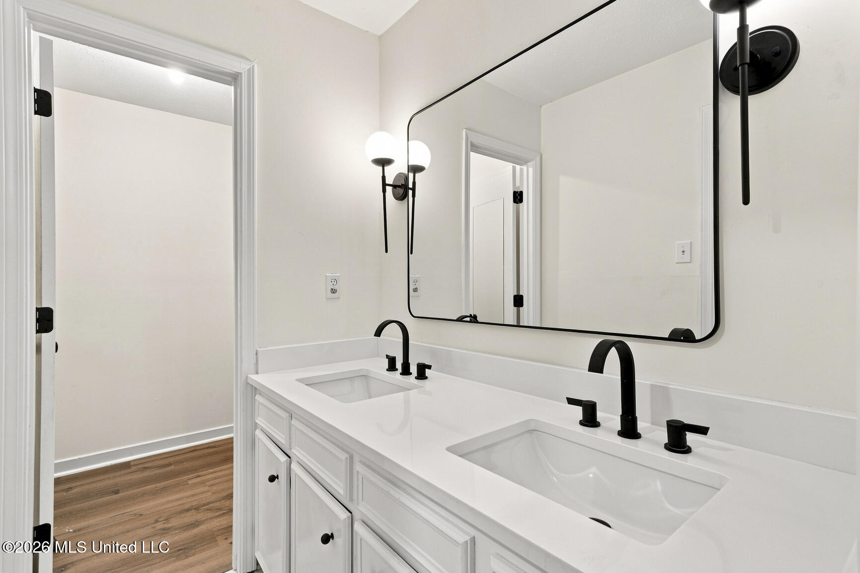101 S Boxwood Place Property Photo 18
