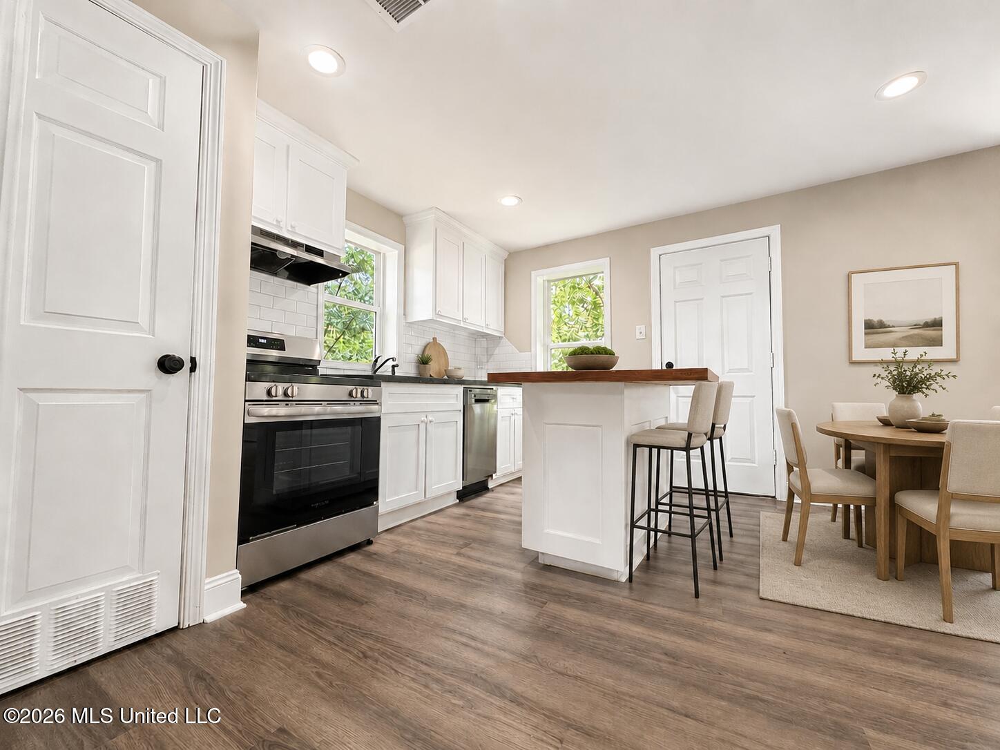 520 1st Street Property Photo 13