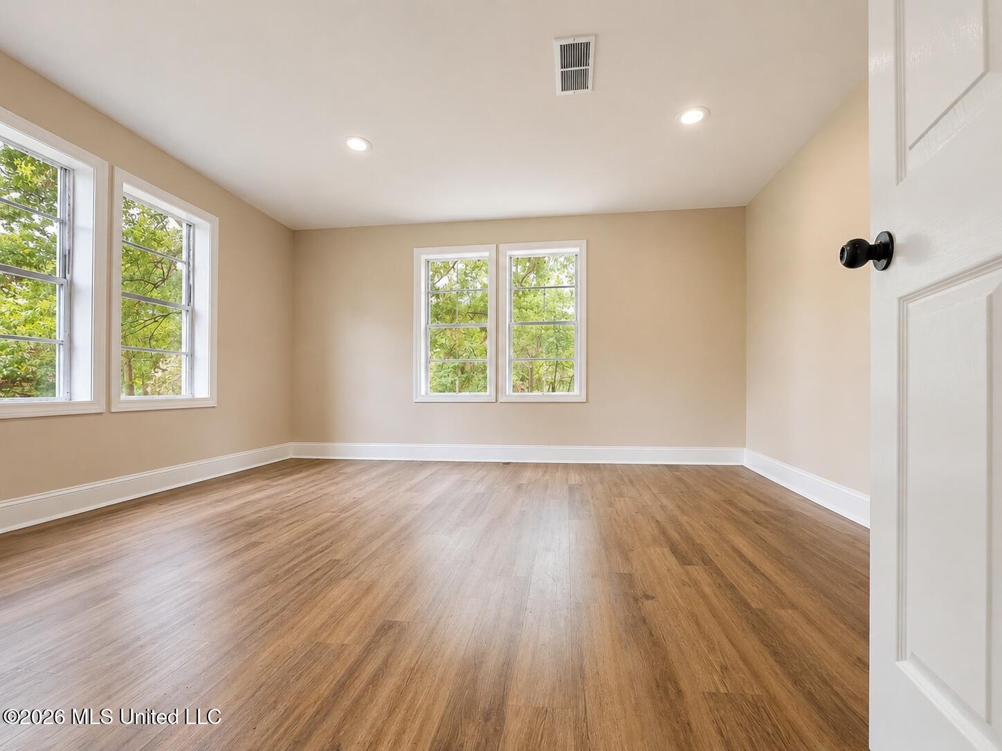 520 1st Street Property Photo 21