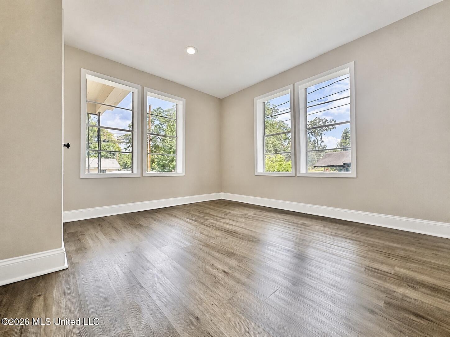 520 1st Street Property Photo 23