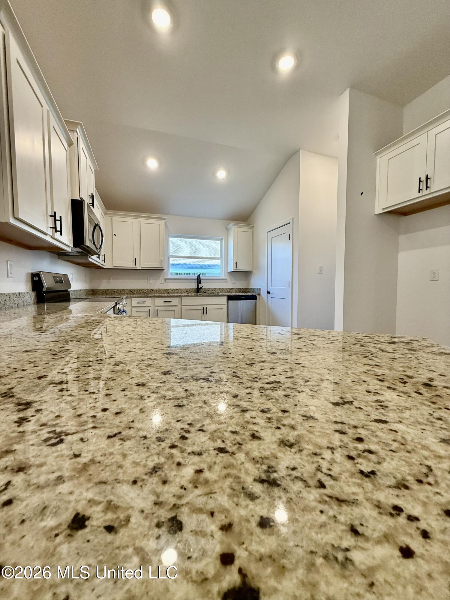 14164 Hartland Drive Property Photo 10