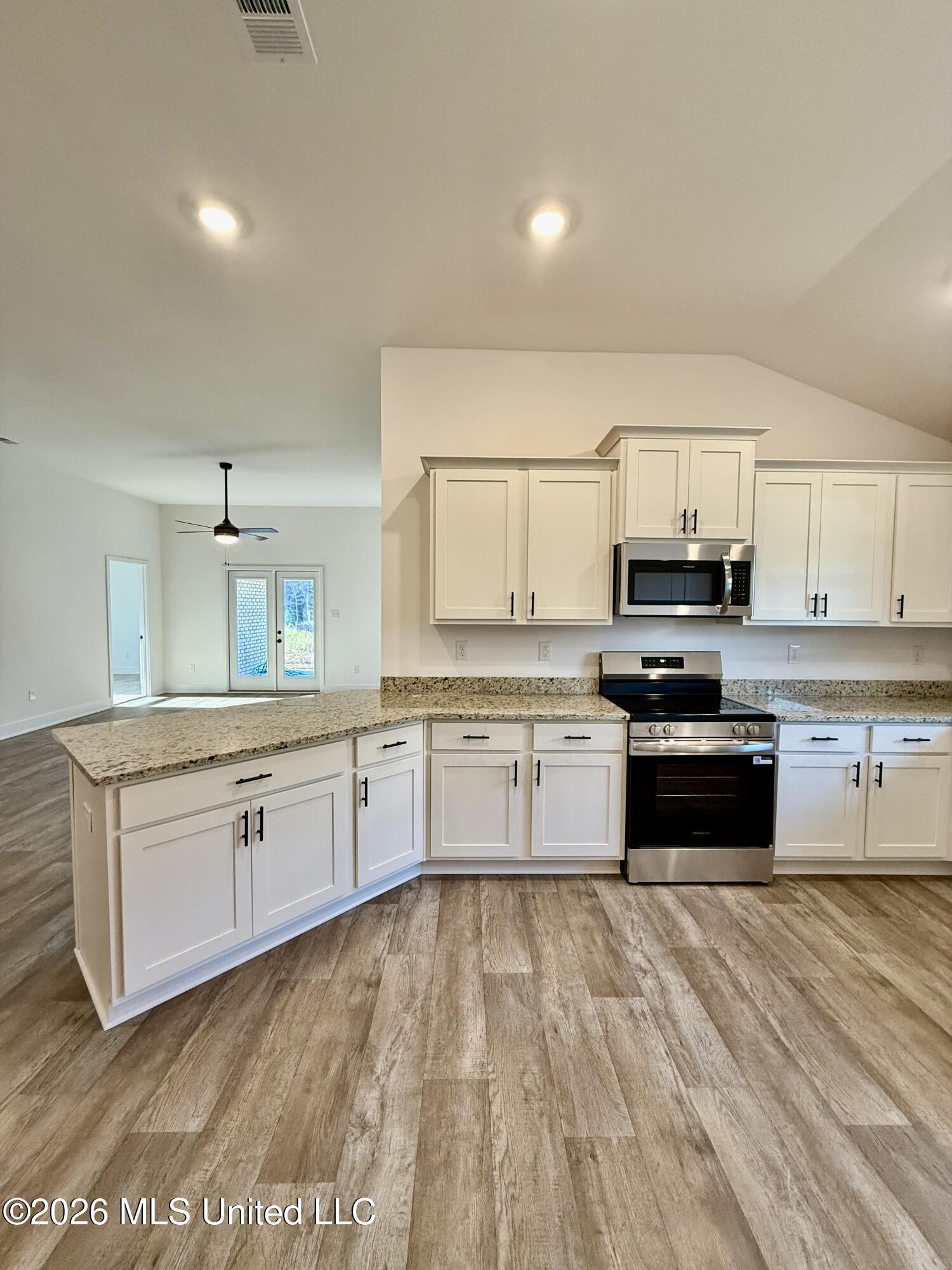 14164 Hartland Drive Property Photo 11