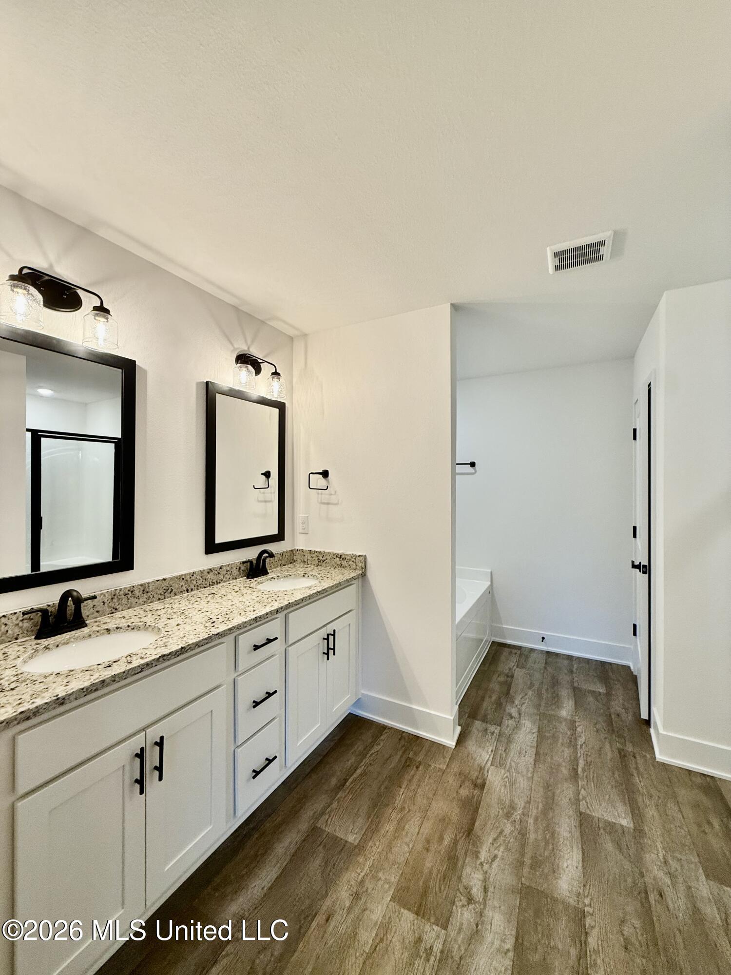 14164 Hartland Drive Property Photo 20