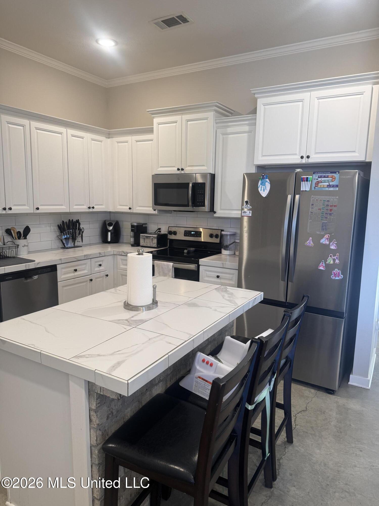 995 Filmore Drive Property Photo 11