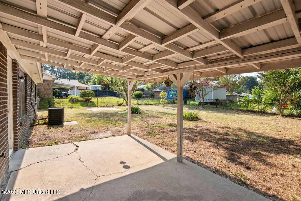 2853 Pine Circle Drive Property Photo 16