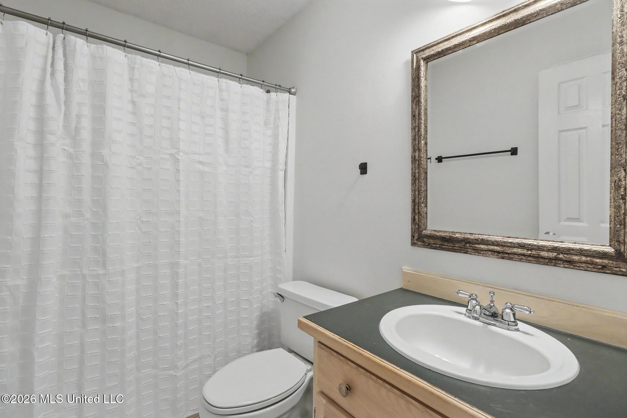 8408 Clamshell Avenue Property Photo 12