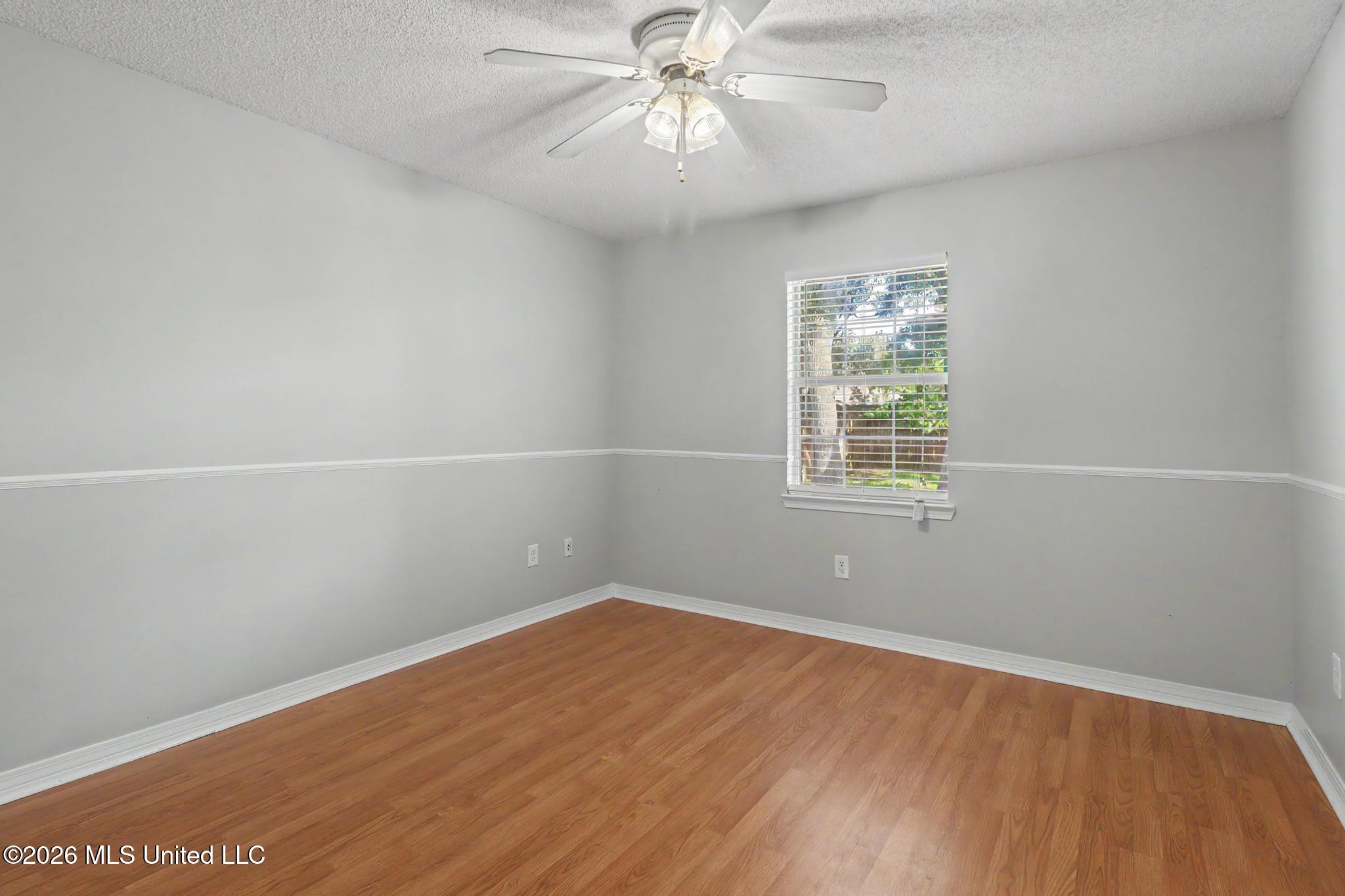 8408 Clamshell Avenue Property Photo 13
