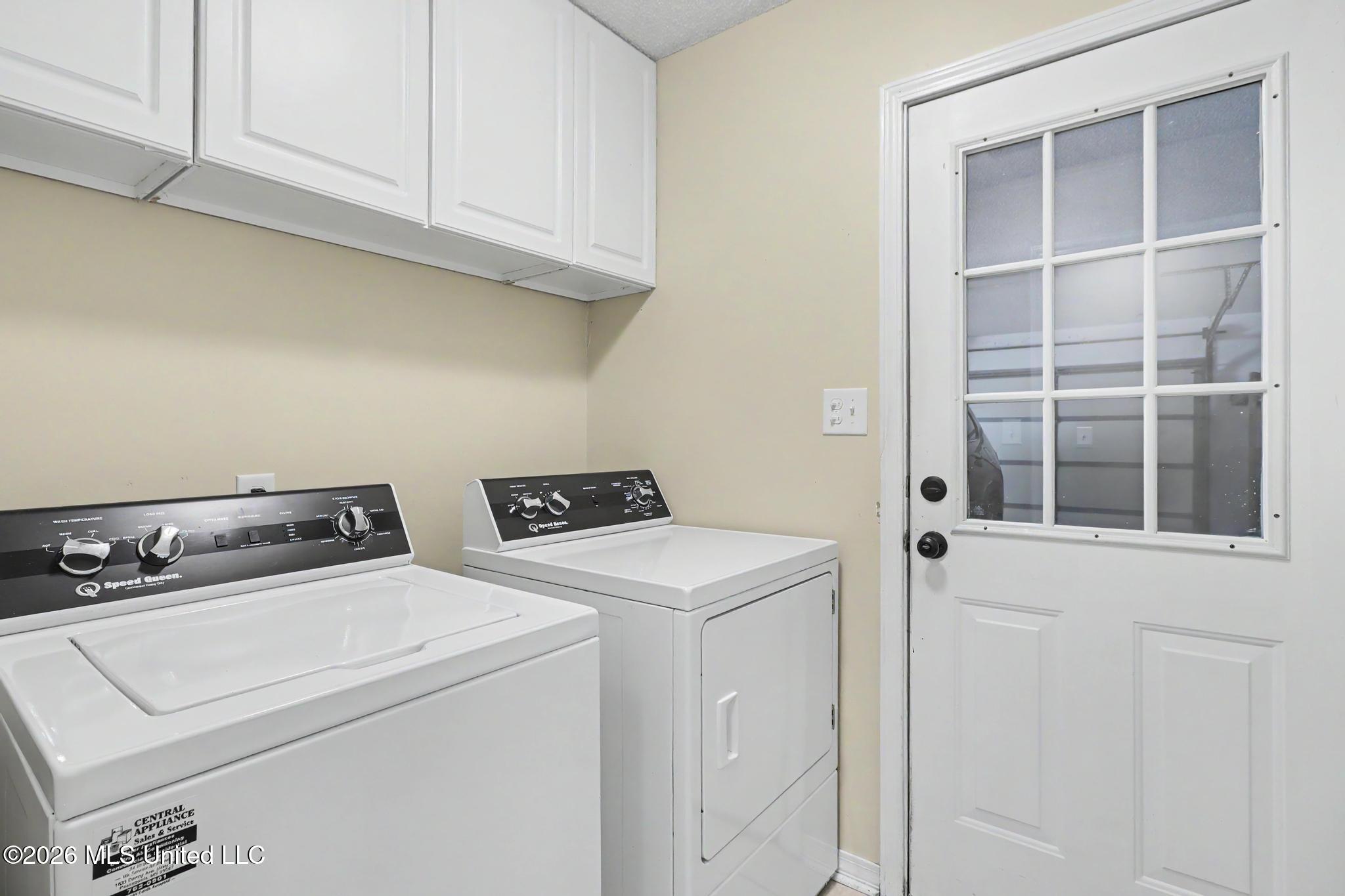 8408 Clamshell Avenue Property Photo 15