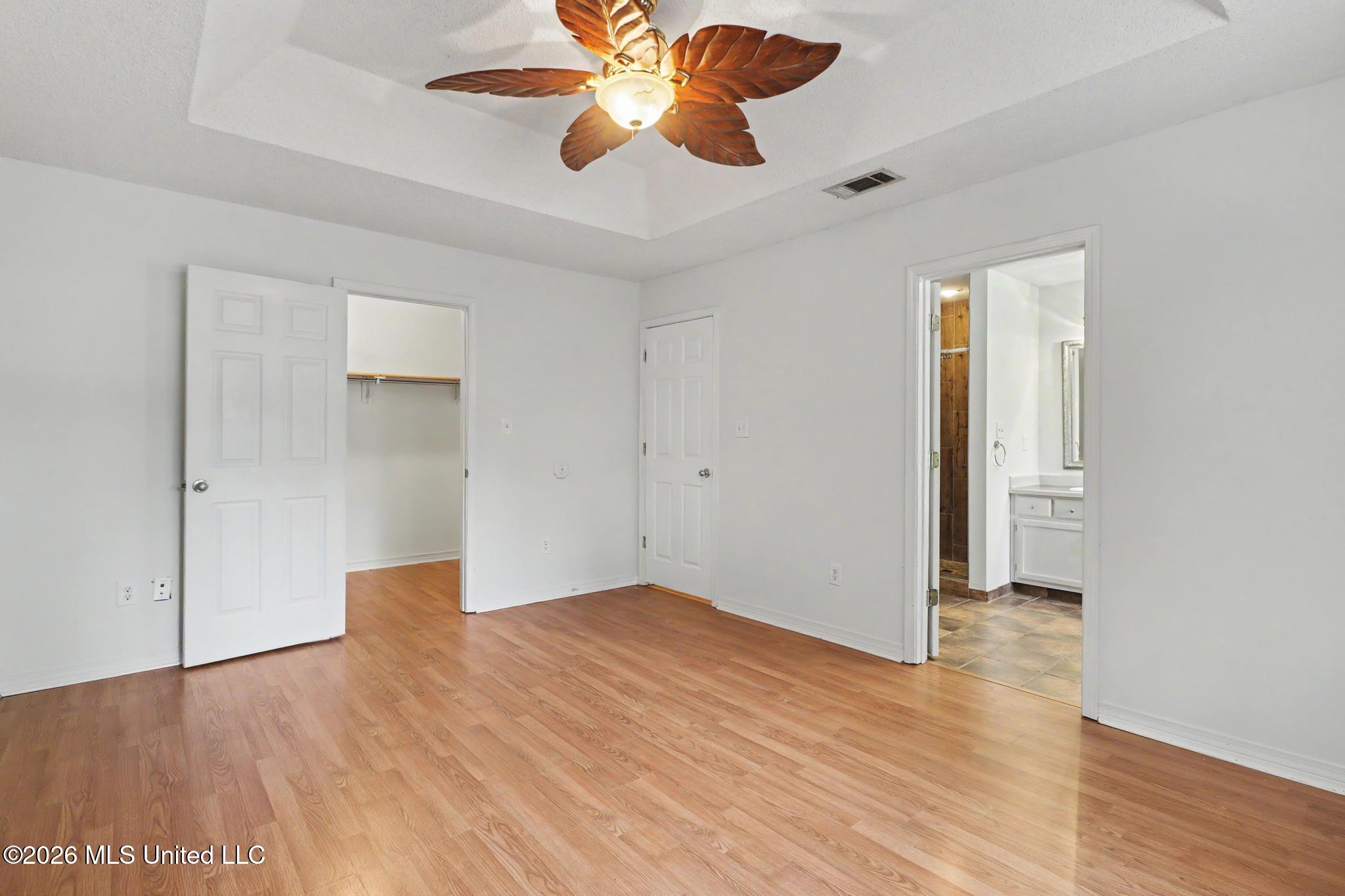 8408 Clamshell Avenue Property Photo 17