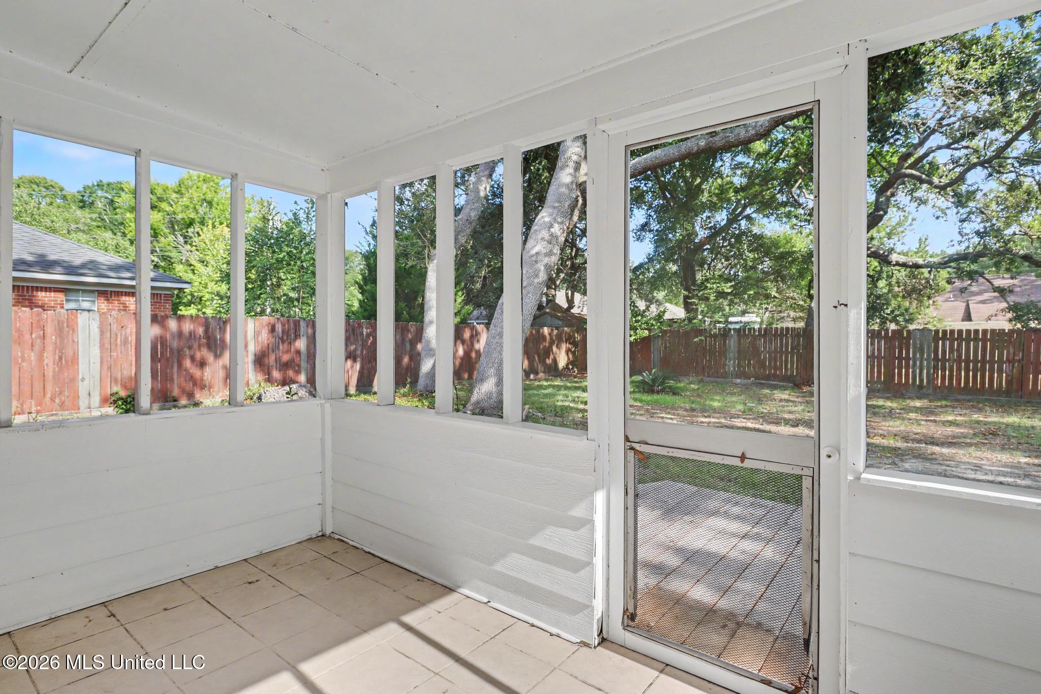 8408 Clamshell Avenue Property Photo 21