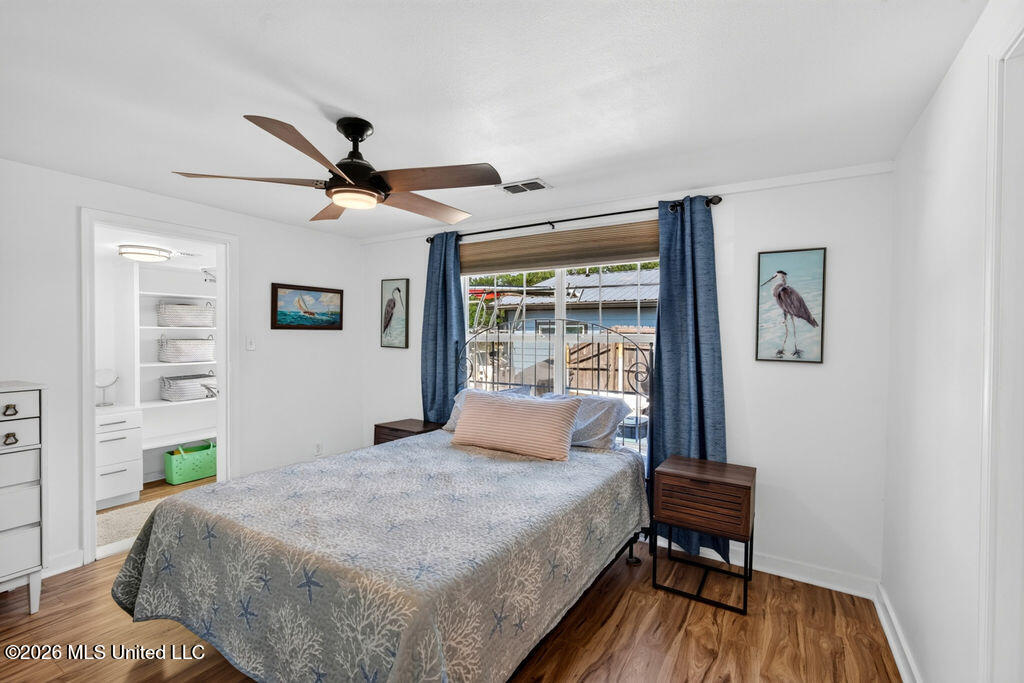 928 Longo Street Property Photo 11