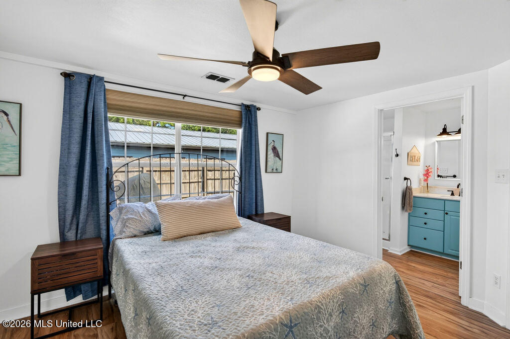 928 Longo Street Property Photo 12
