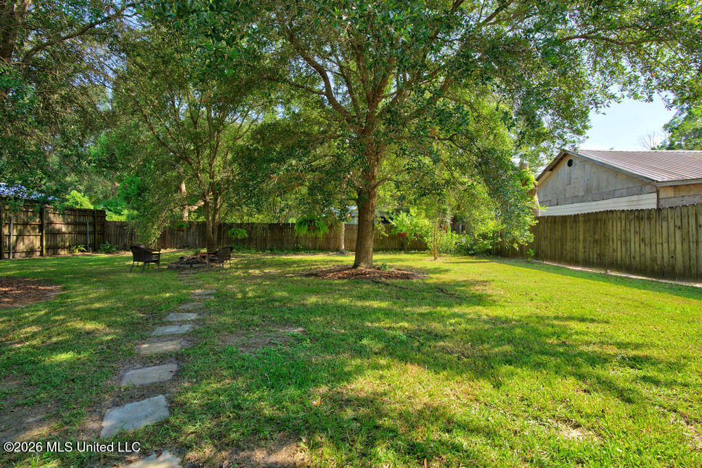 928 Longo Street Property Photo 37