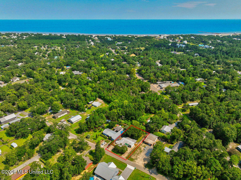 928 Longo Street Property Photo 45