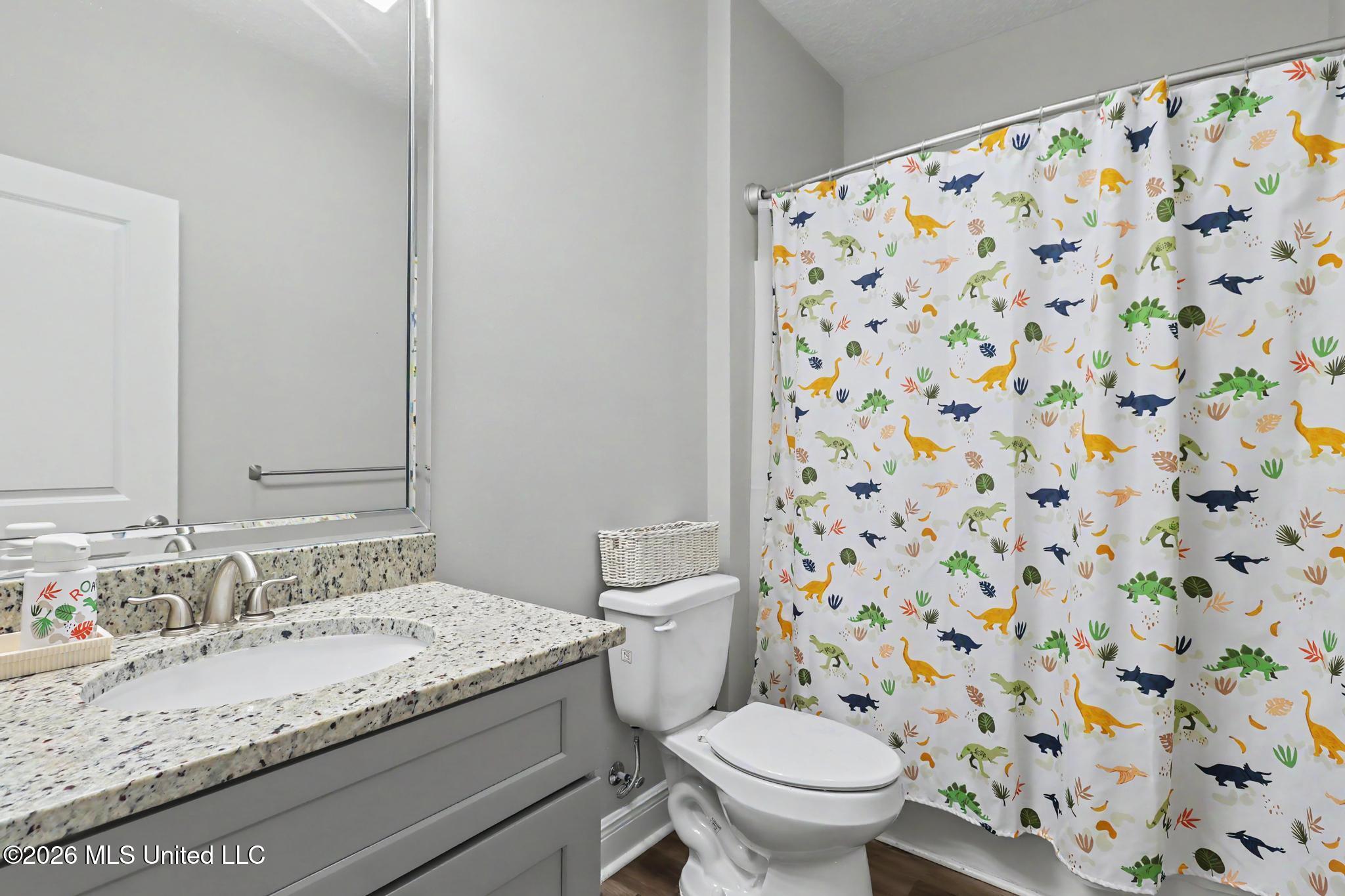 746 Waters View Drive Property Photo 7