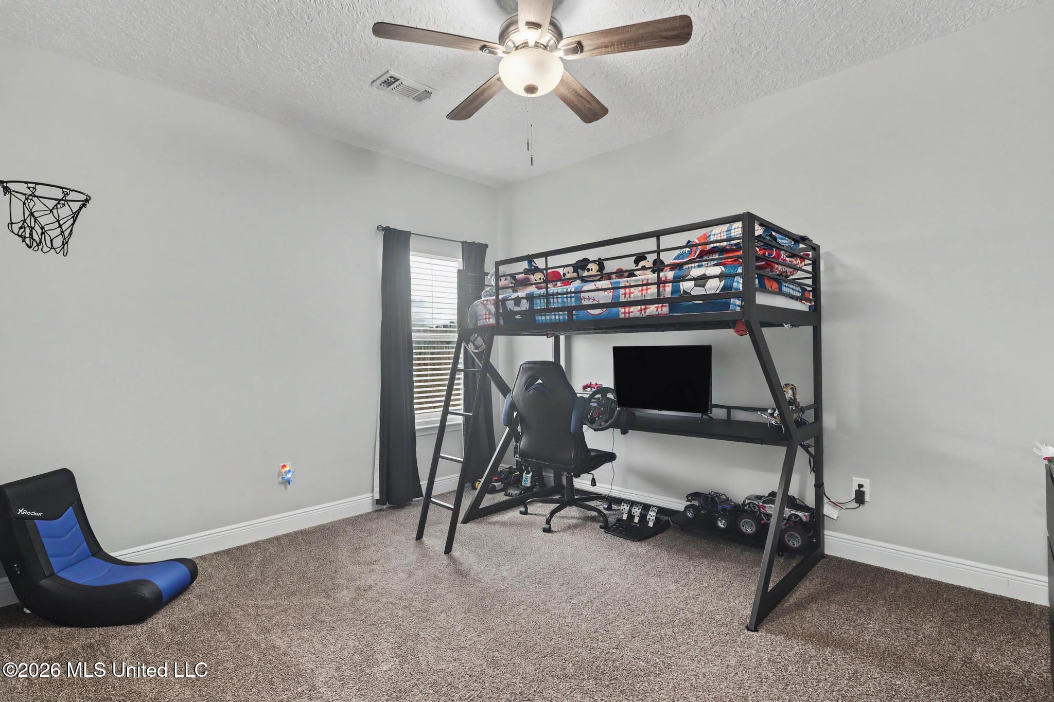 746 Waters View Drive Property Photo 8