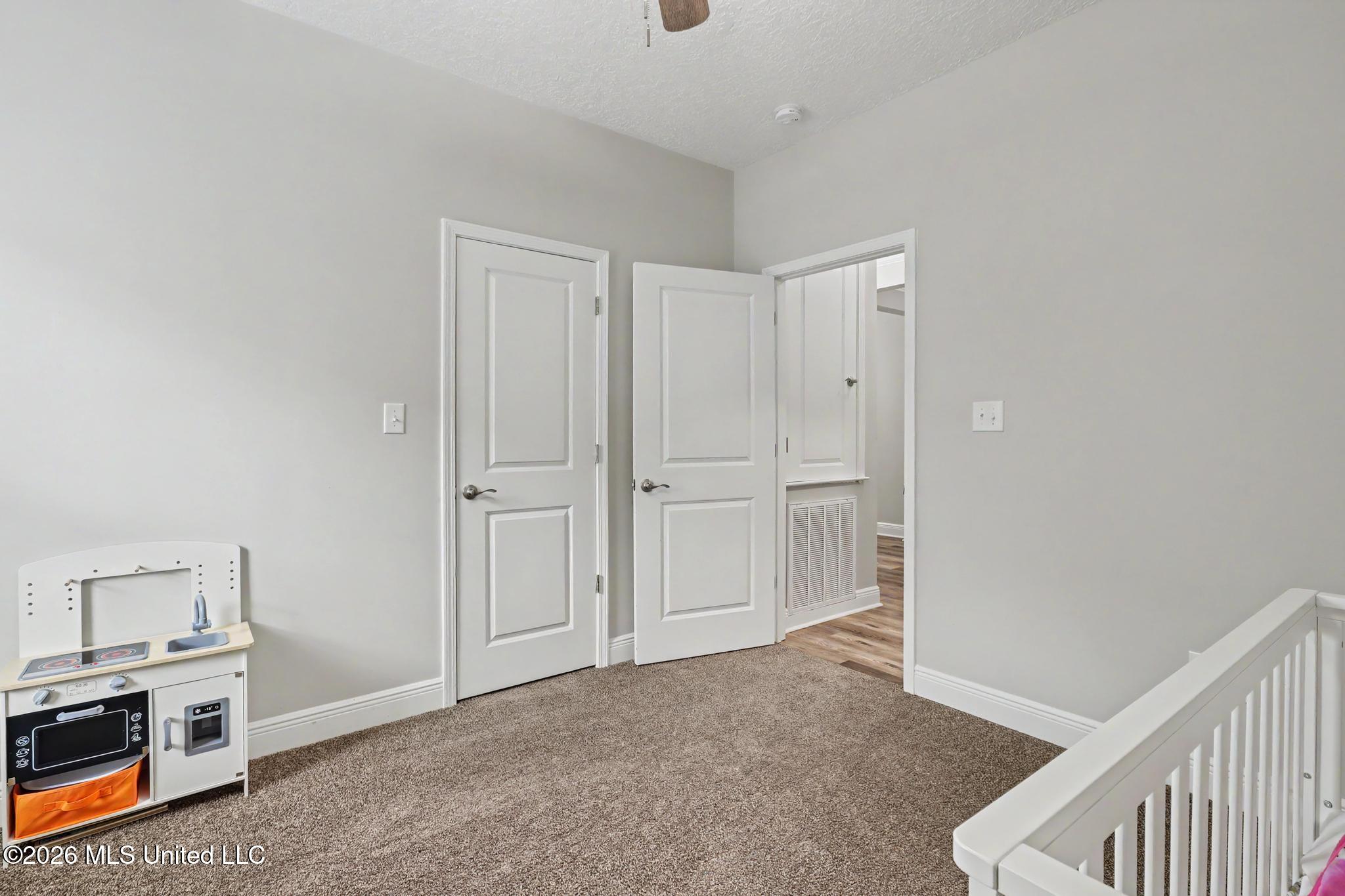 746 Waters View Drive Property Photo 12