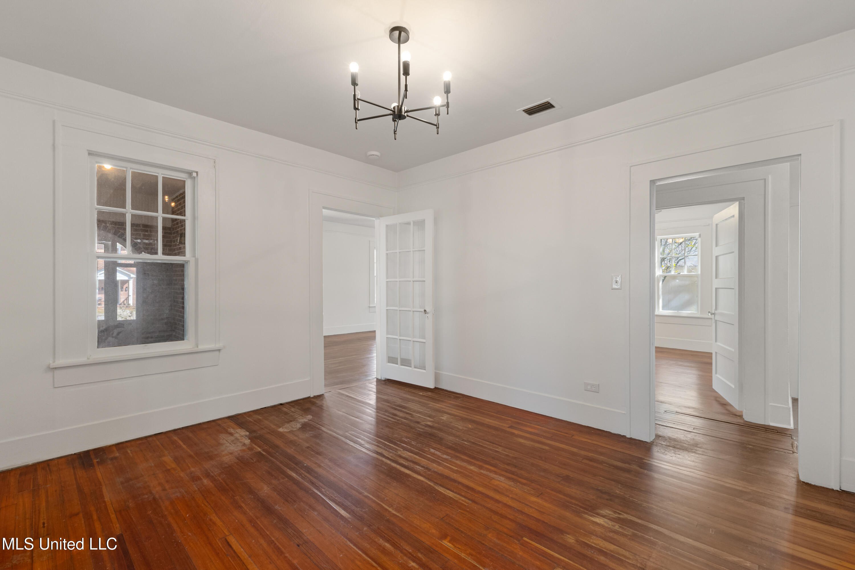 402 8th Avenue Property Photo 10