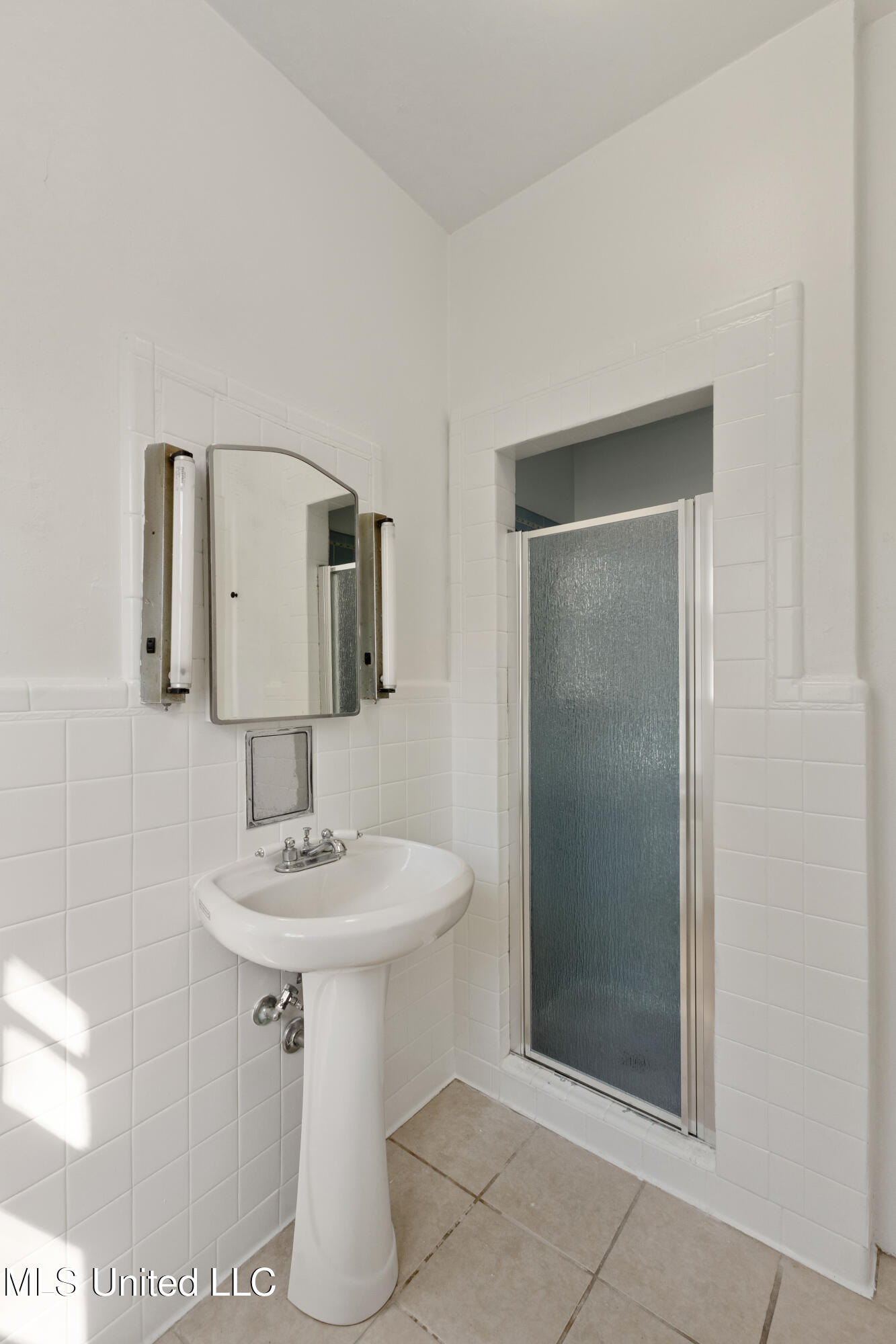 402 8th Avenue Property Photo 20