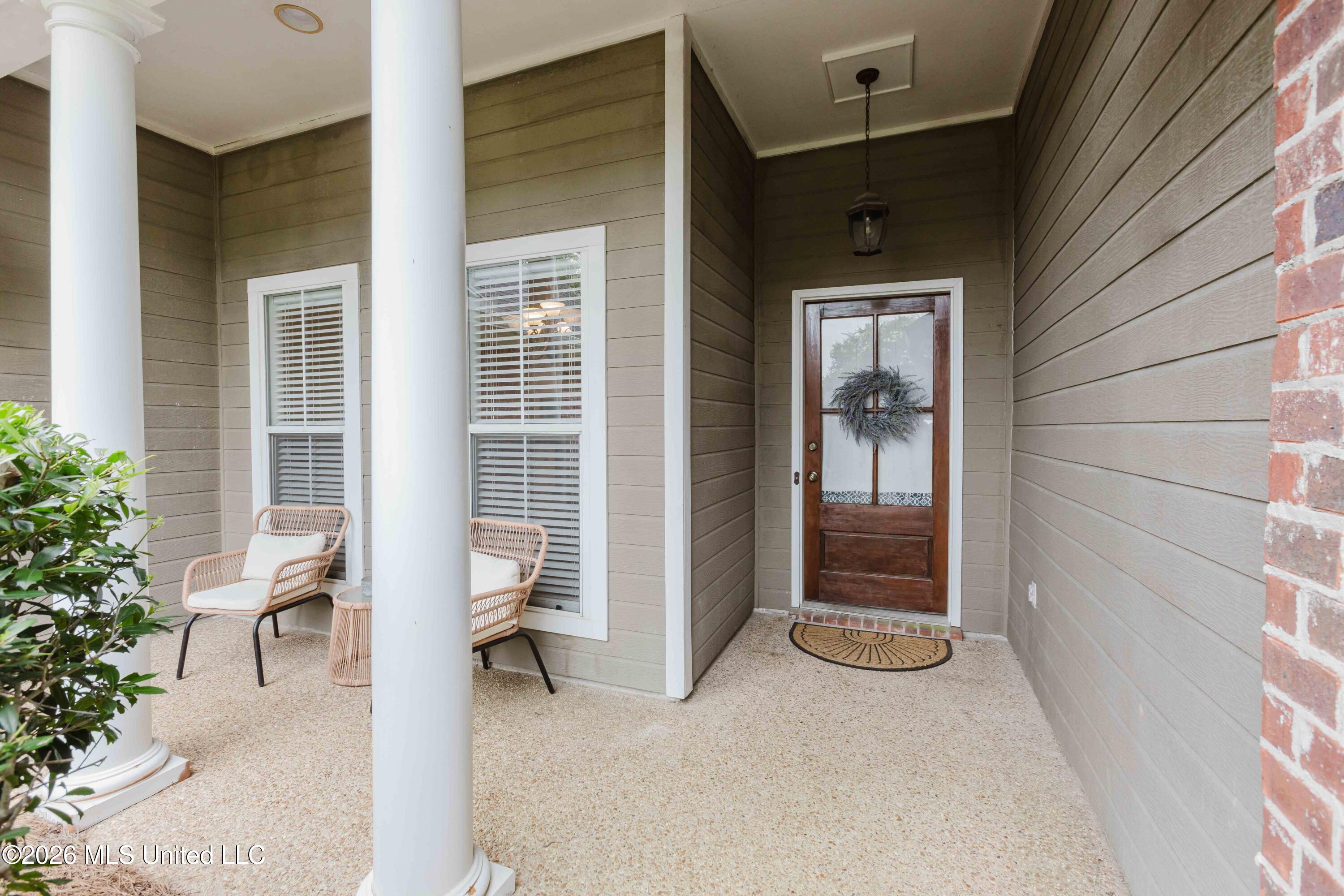 103 Sherwood Drive Property Photo 2