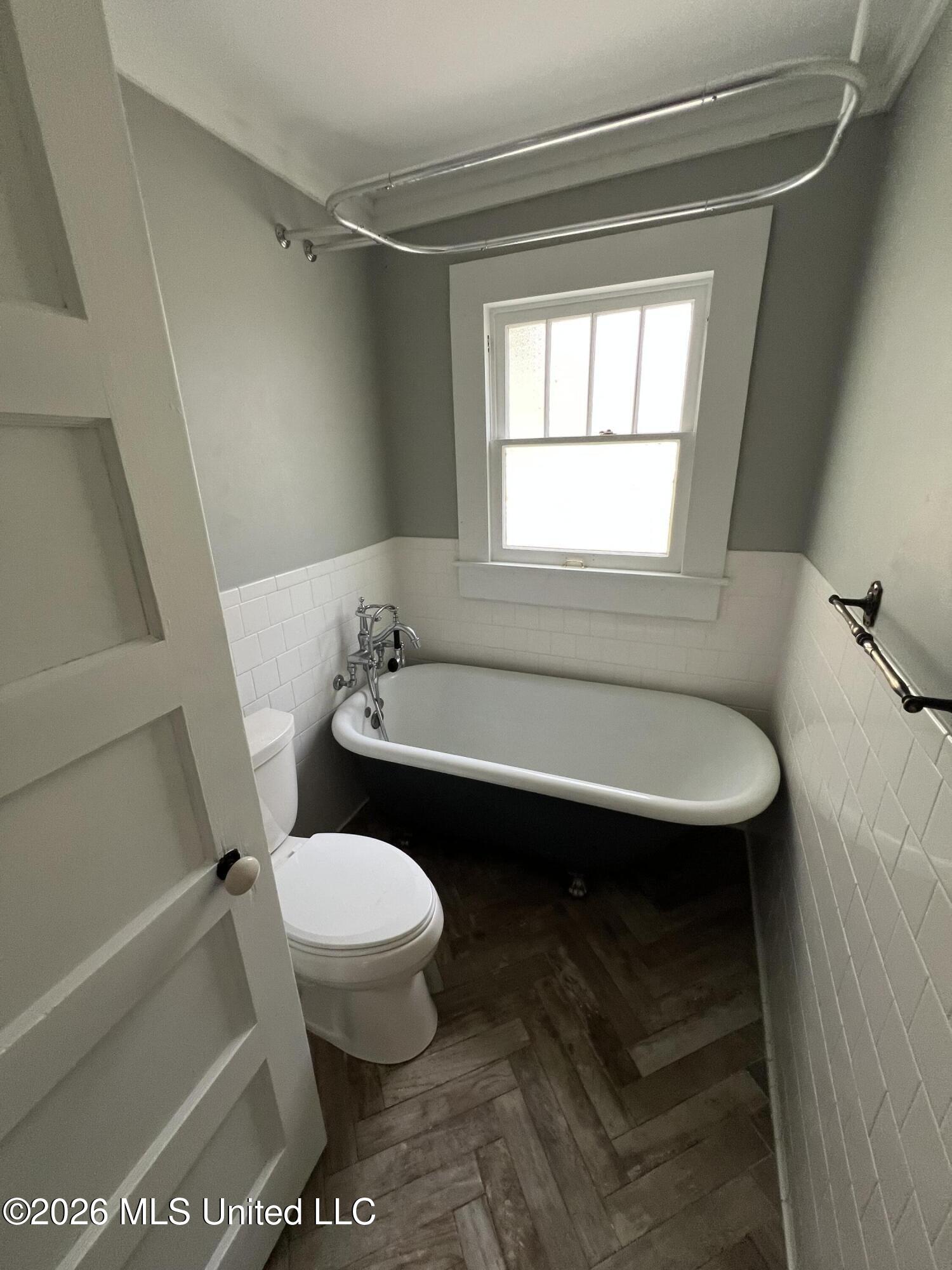 353 Seal Avenue Property Photo 4