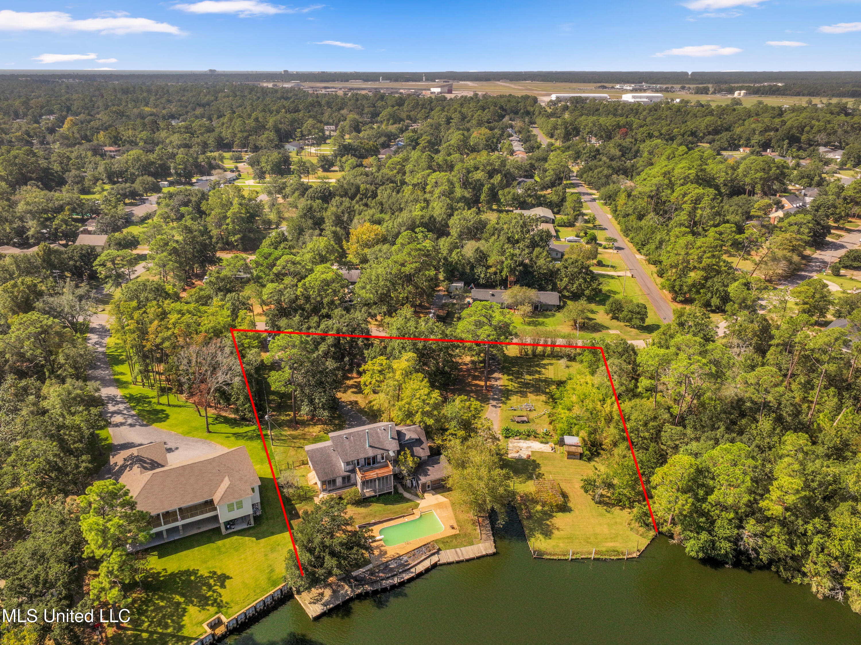 122 Bayou Circle Property Photo 4
