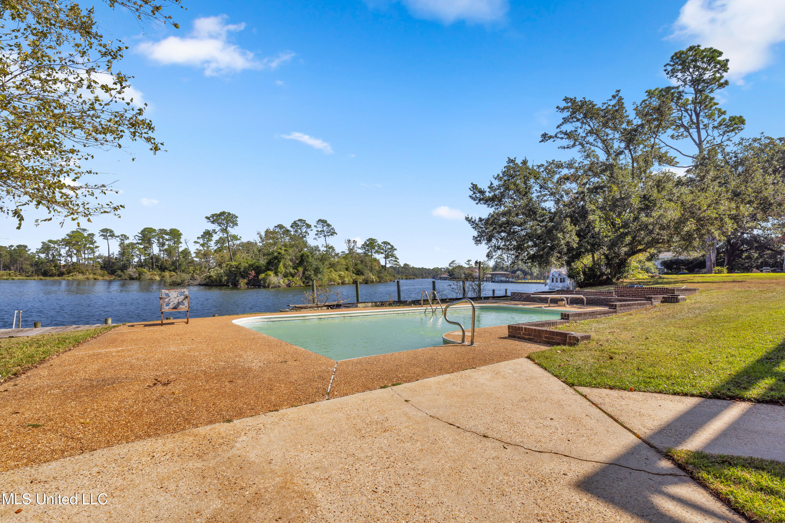 122 Bayou Circle Property Photo 10