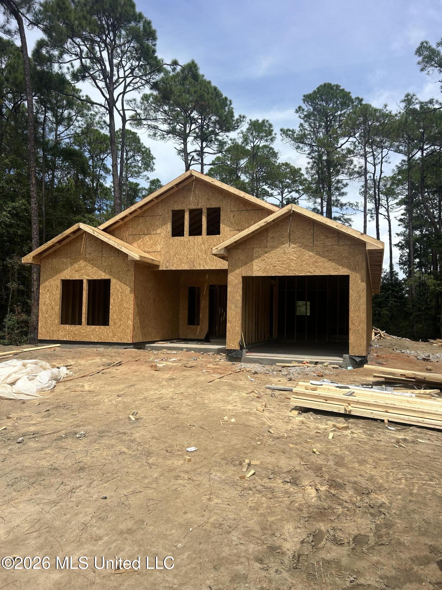 816 Peach Street Property Photo 3