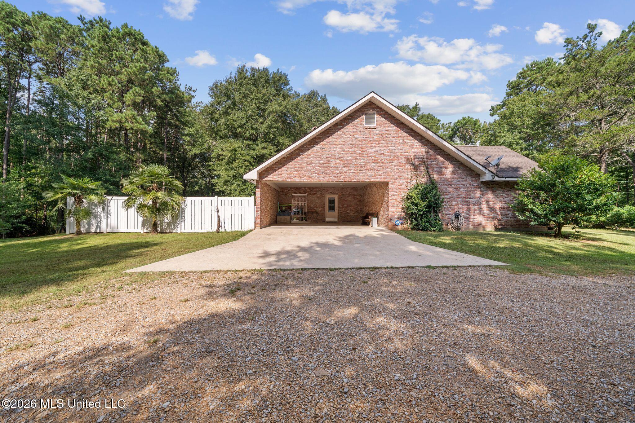 4142 Mississippi 24 Property Photo 5