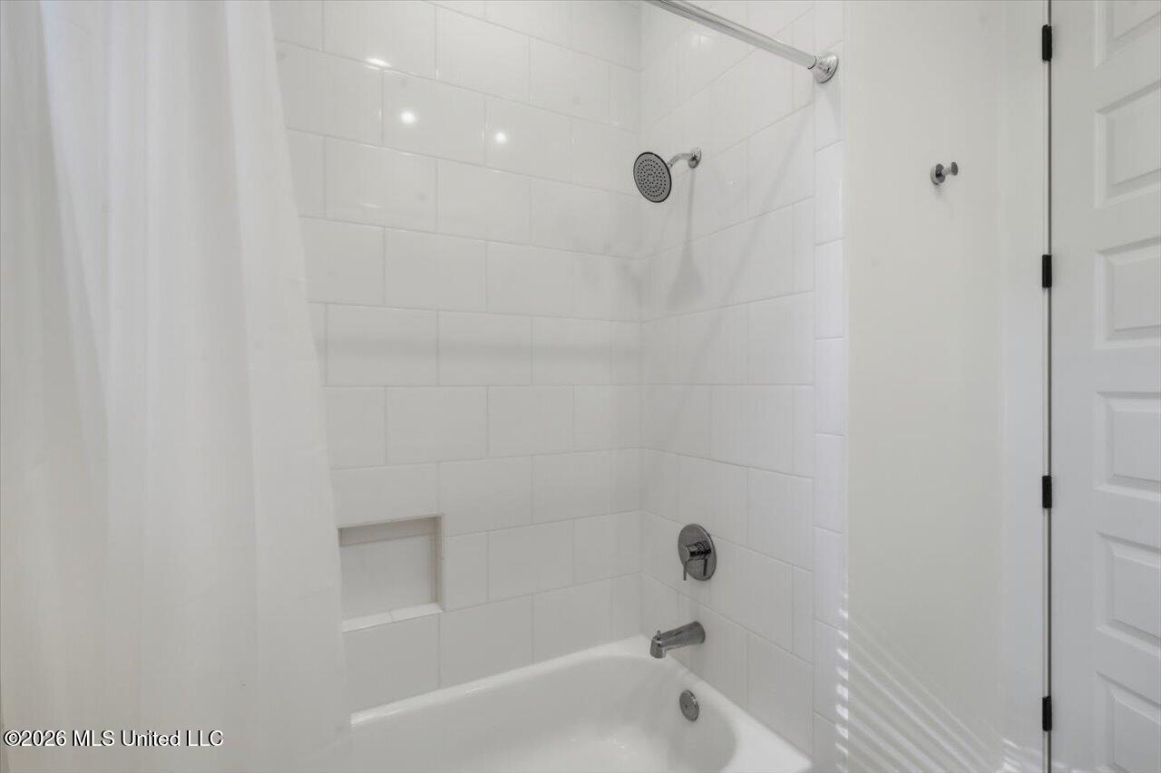 155 Lake Ridge Drive Property Photo 39