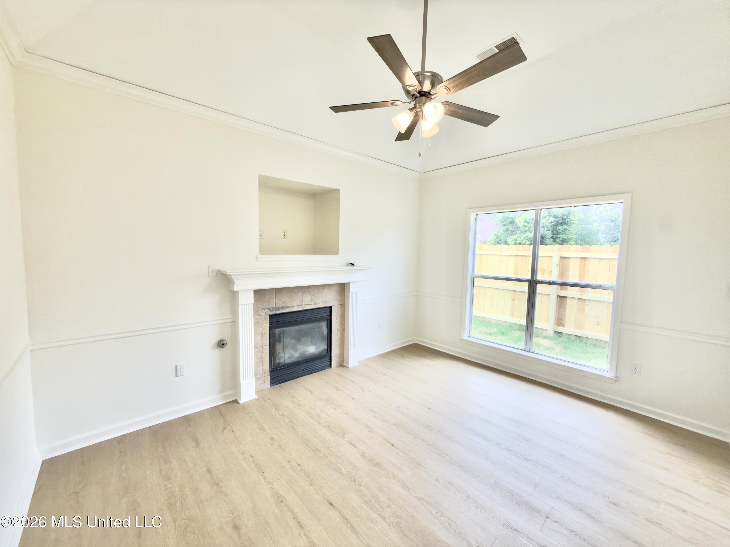 7264 Grandiflora Drive Property Photo 11