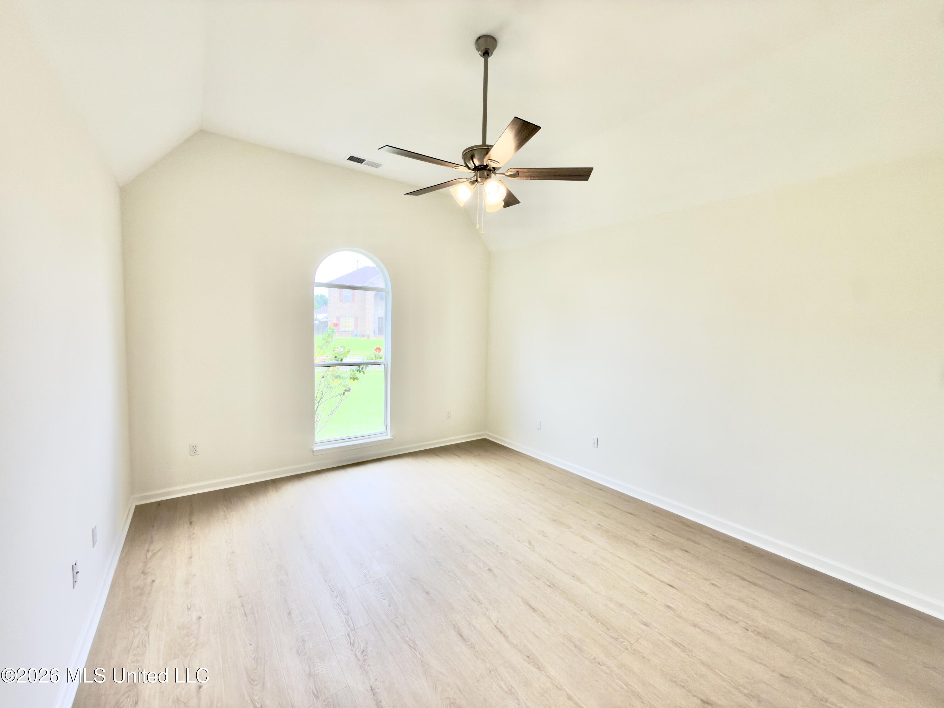 7264 Grandiflora Drive Property Photo 13