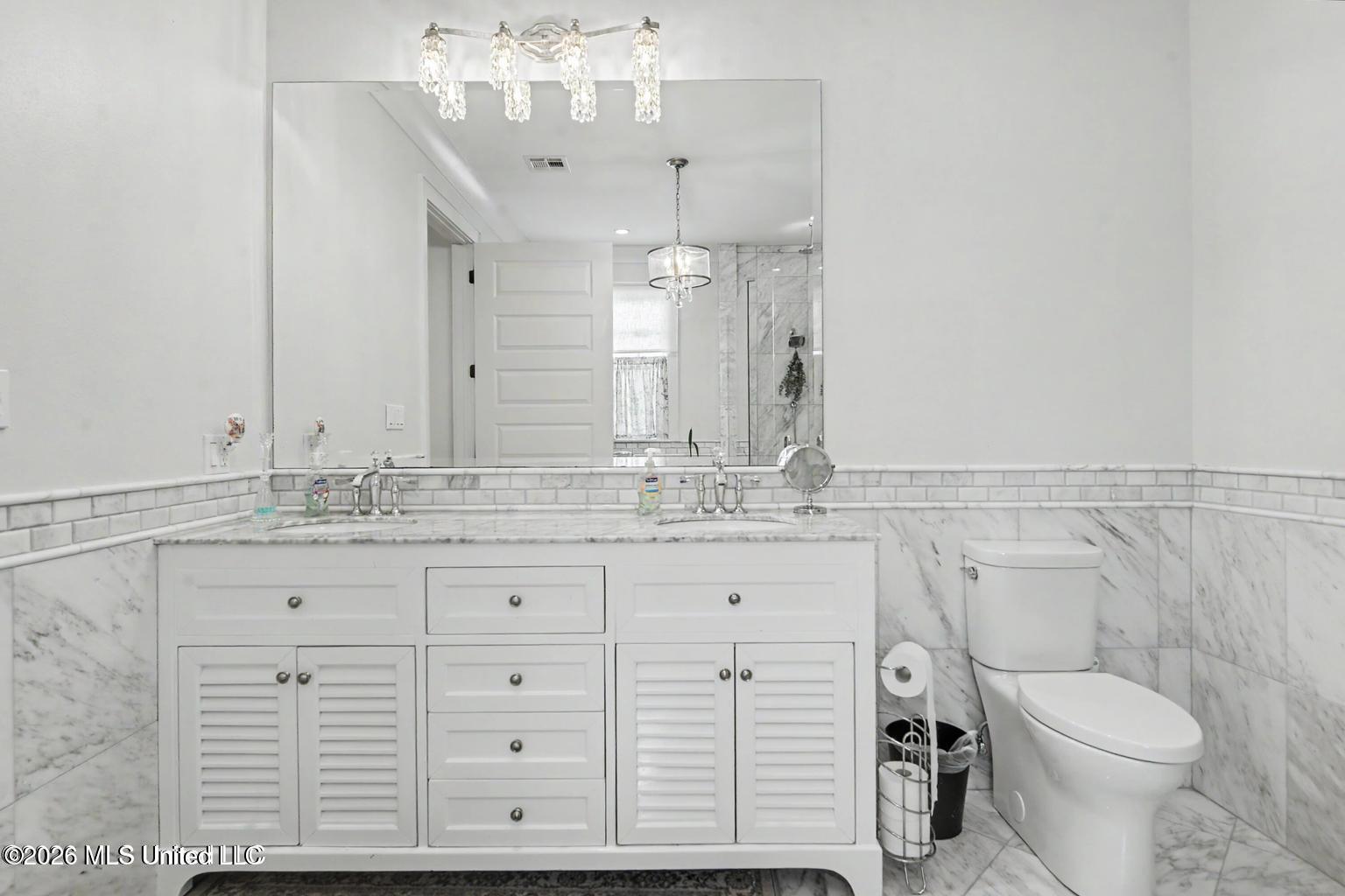 110 State Street Property Photo 18