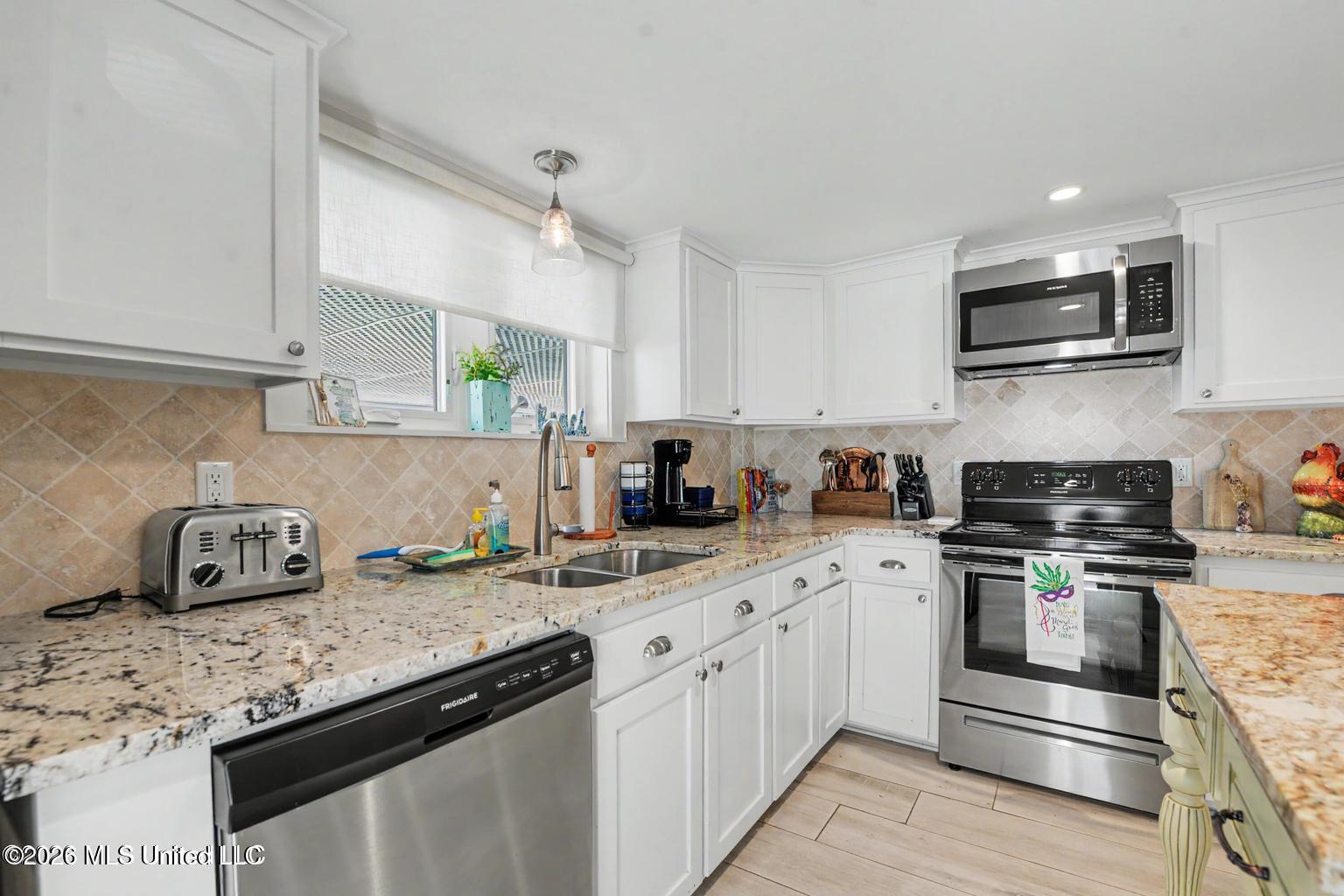 110 State Street Property Photo 29