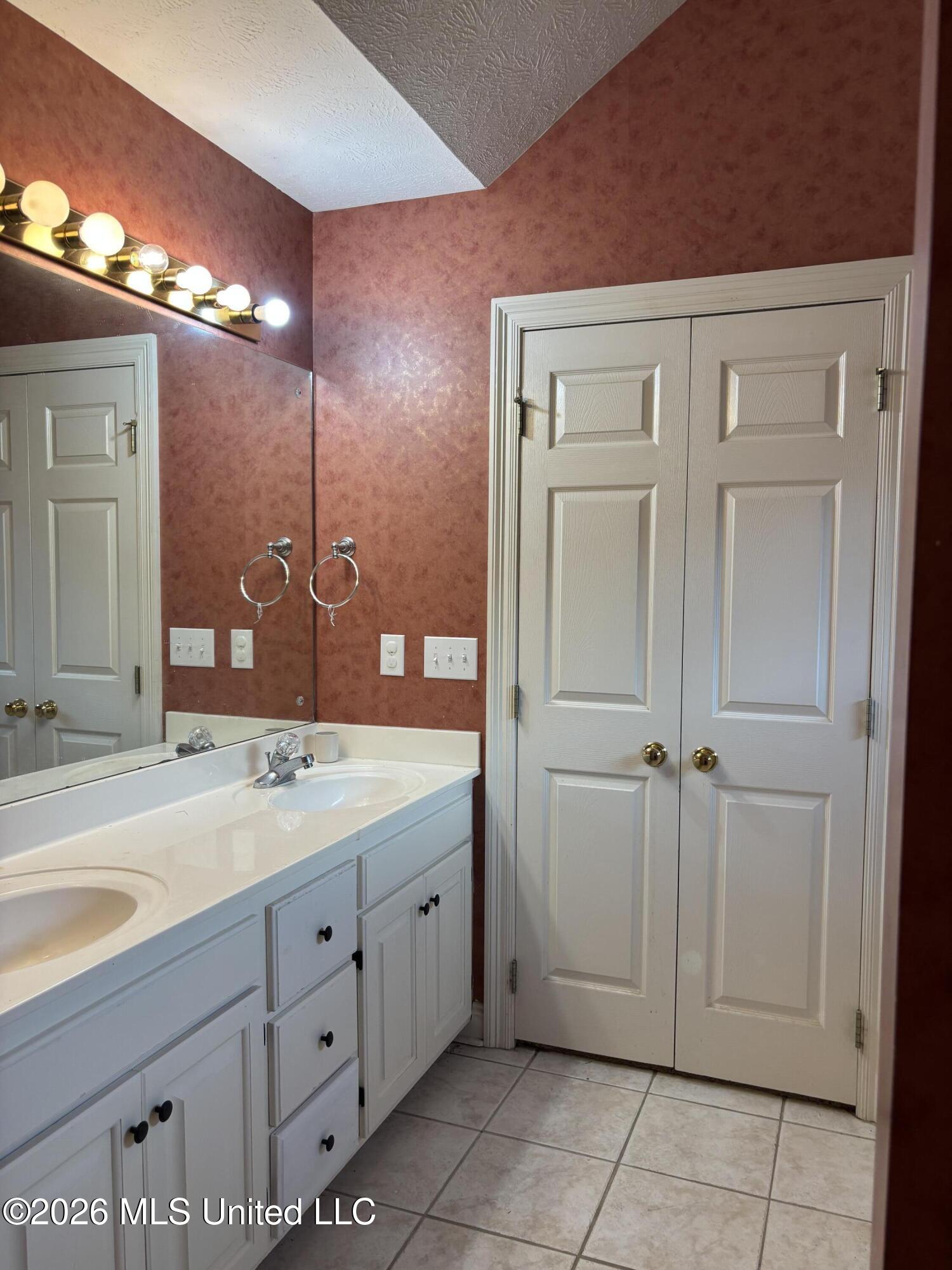 103 Fairfield Circle Property Photo 13