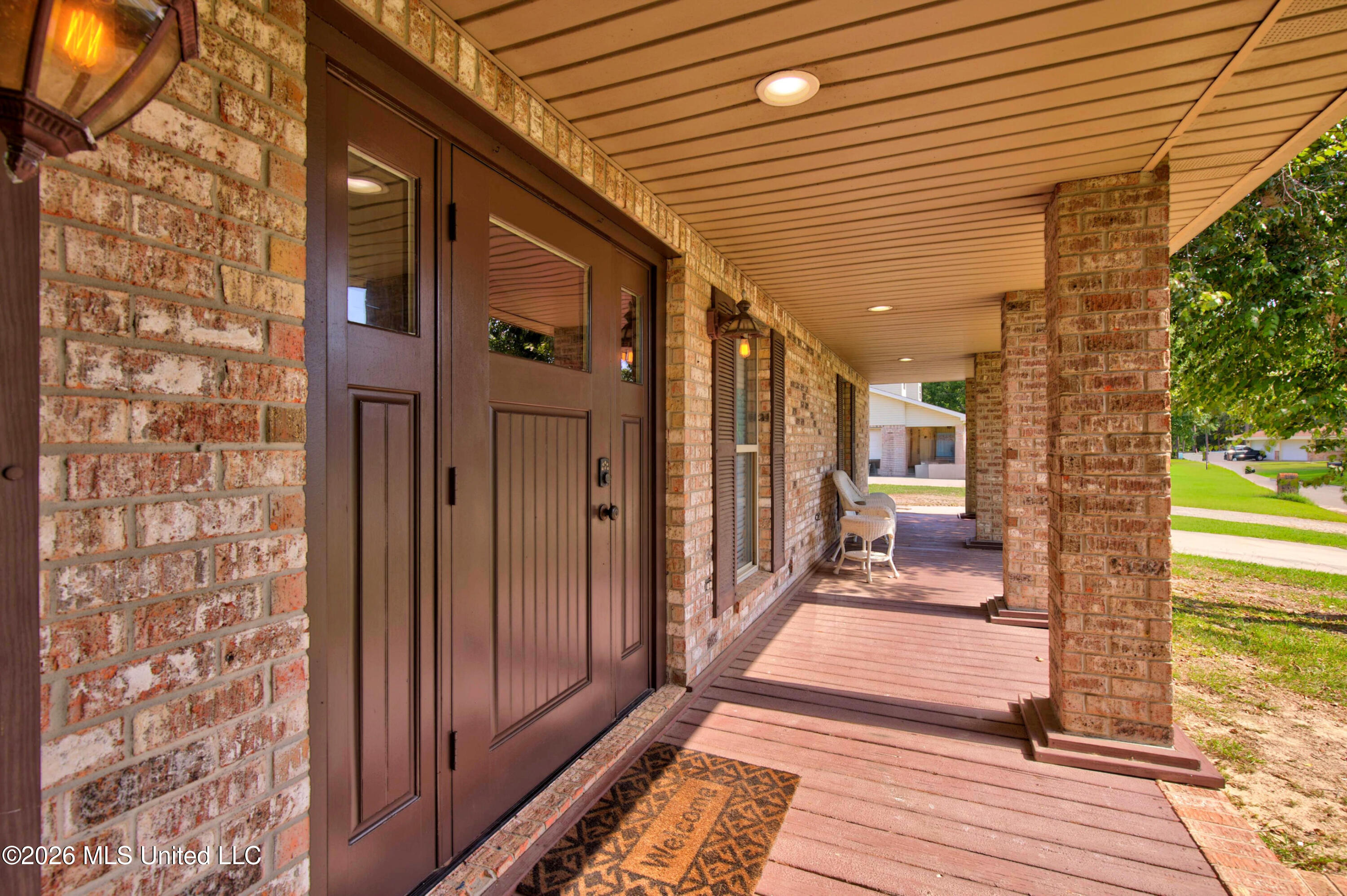210 Idlewood Drive Property Photo 6