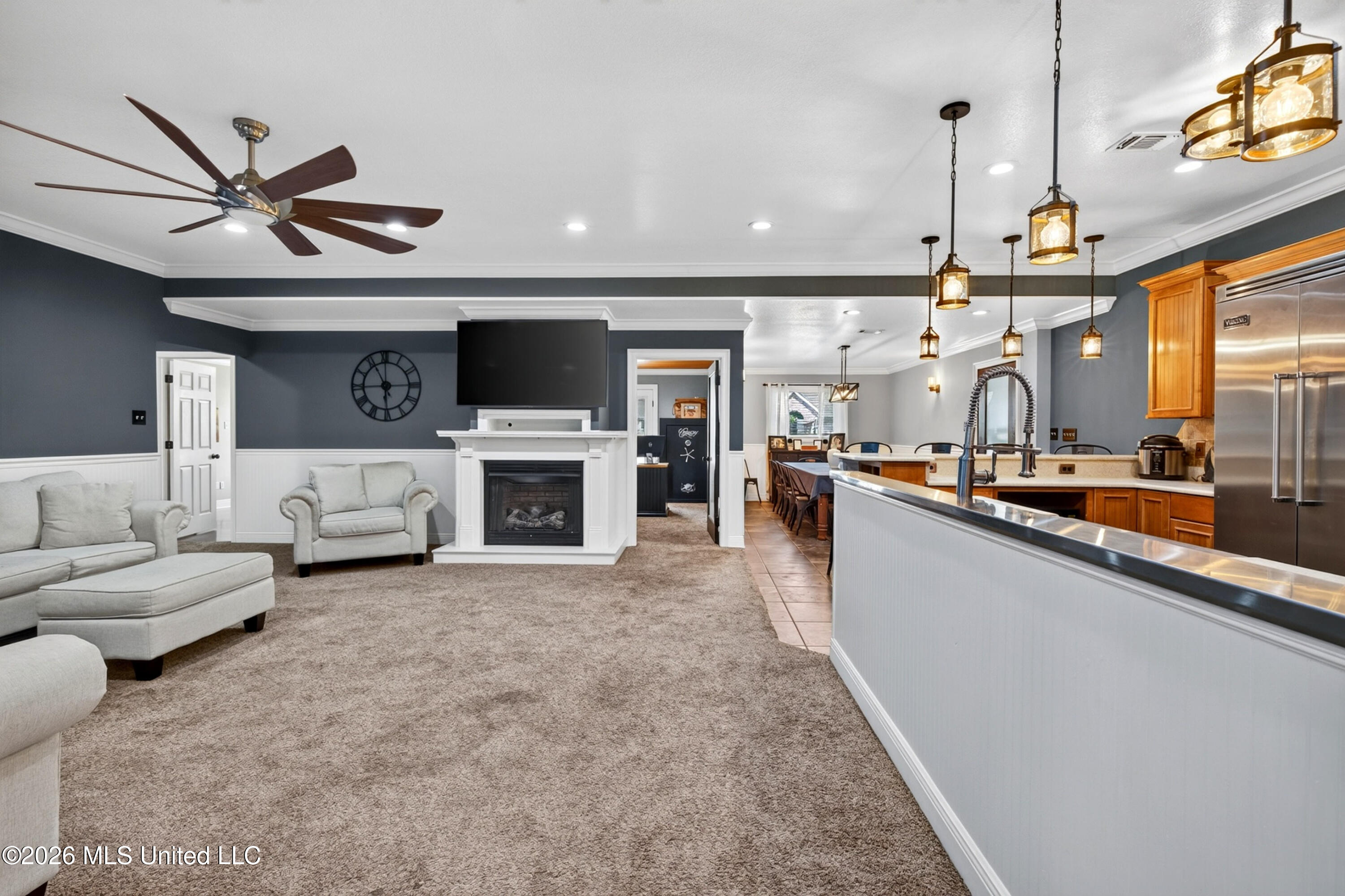 210 Idlewood Drive Property Photo 11