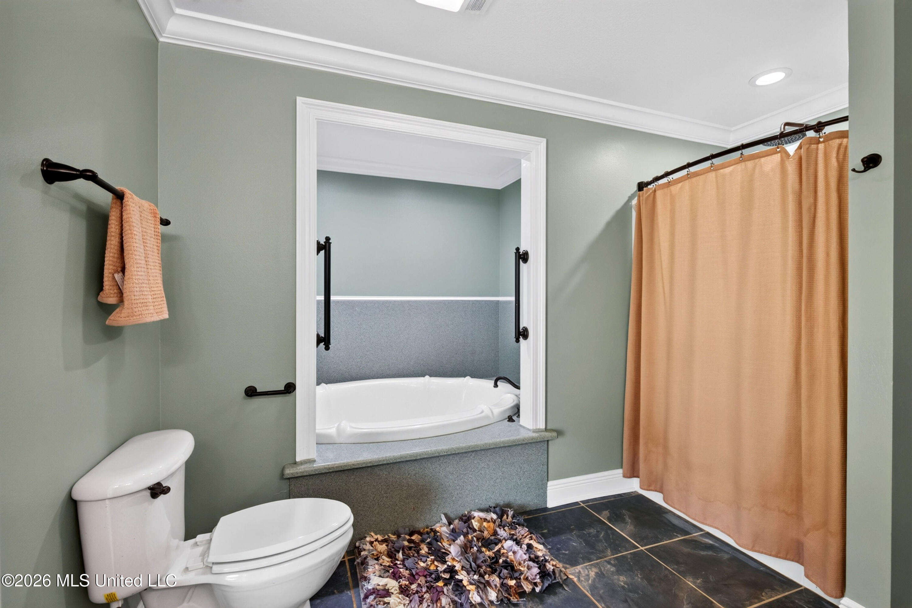 210 Idlewood Drive Property Photo 32