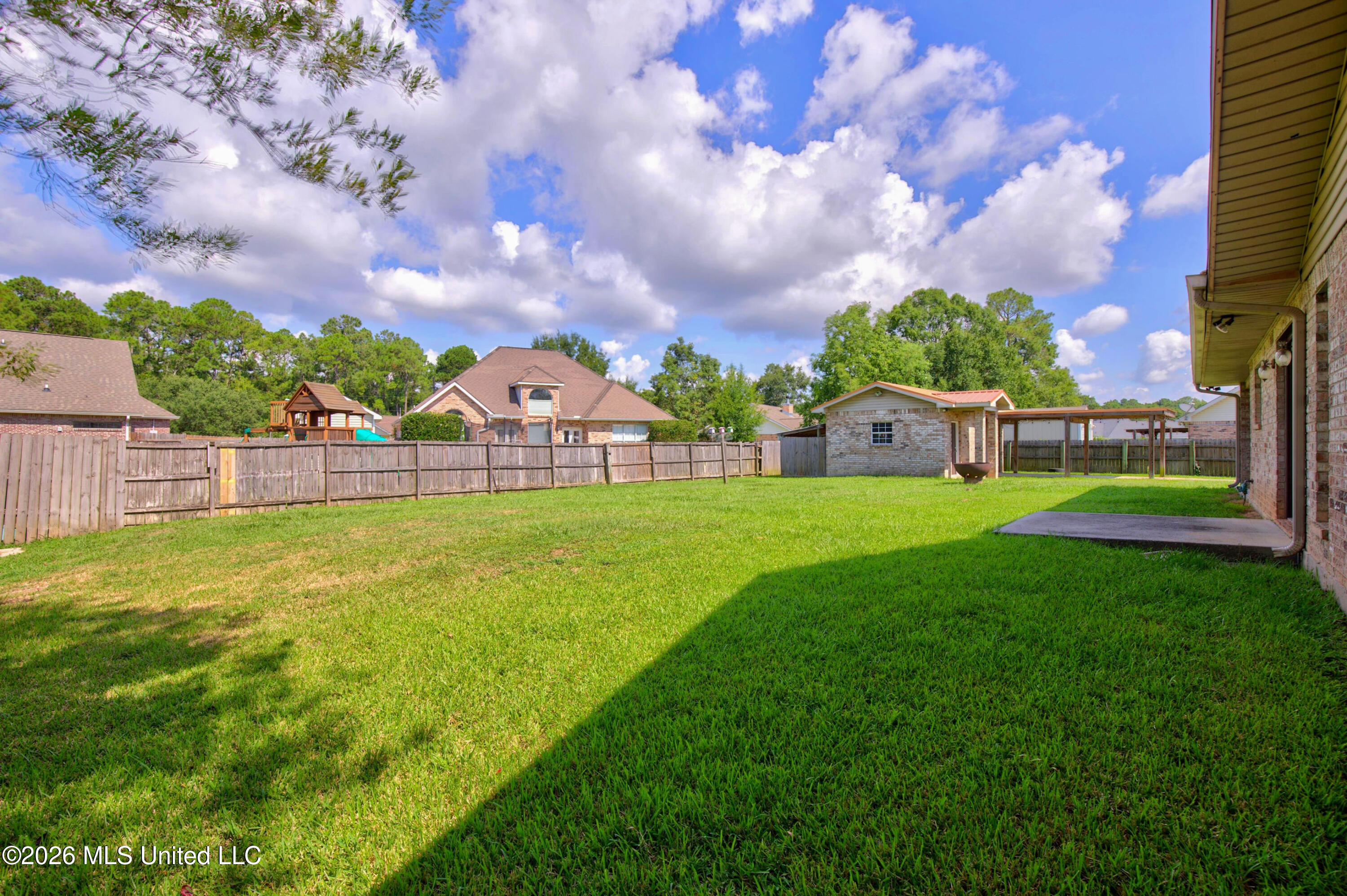 210 Idlewood Drive Property Photo 48