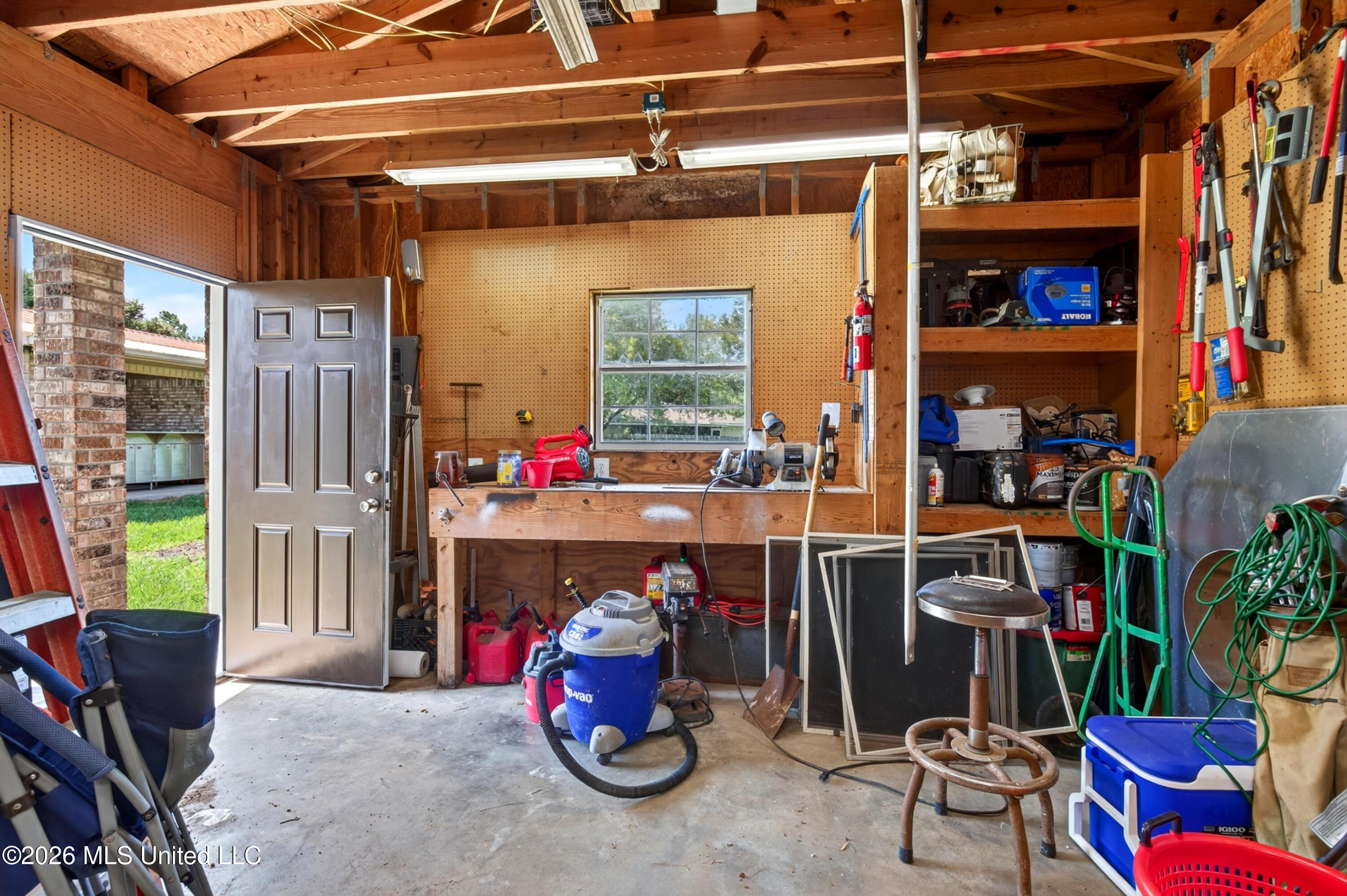 210 Idlewood Drive Property Photo 51