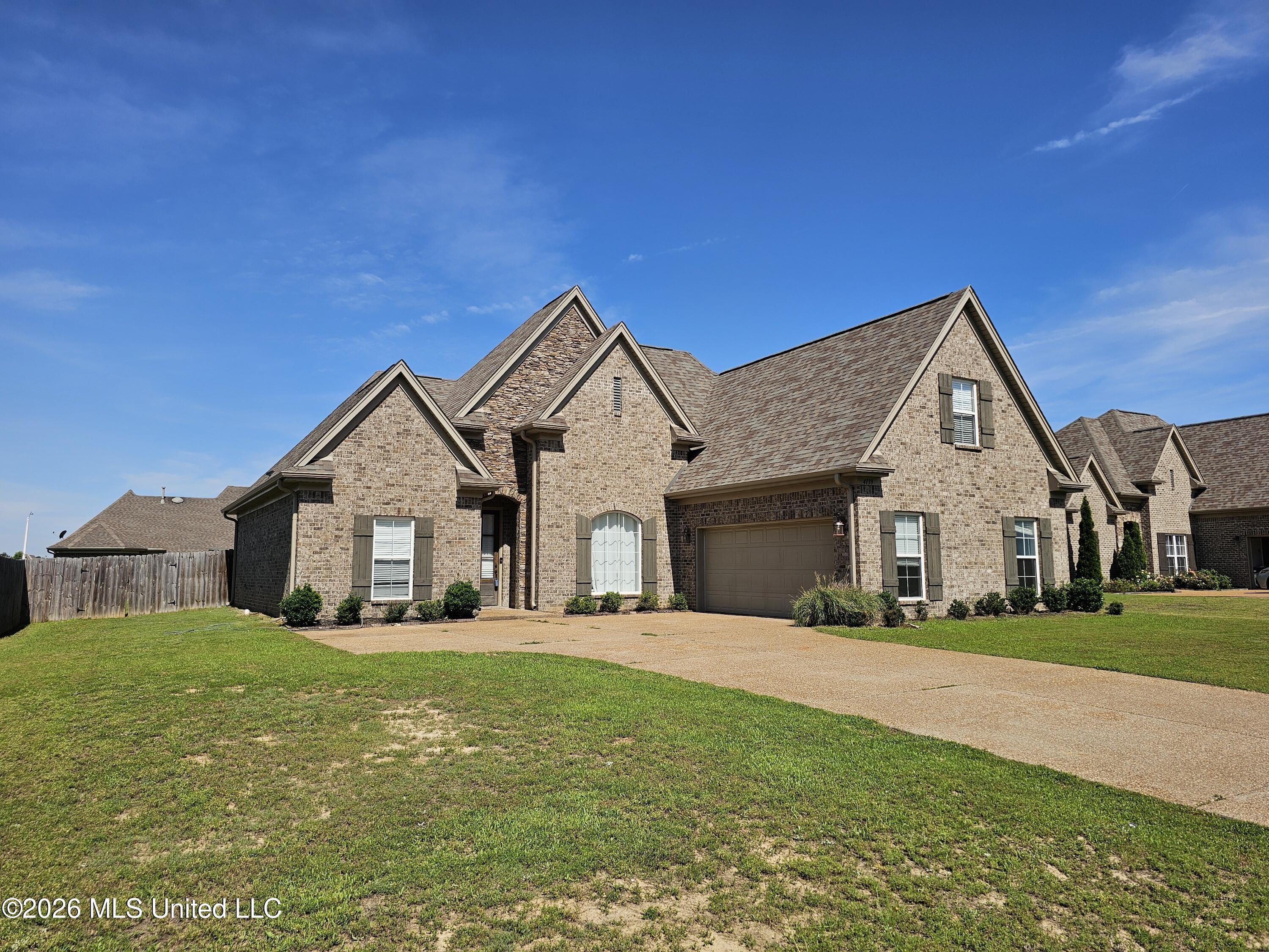 4139 E Vineyard Drive Property Photo 1